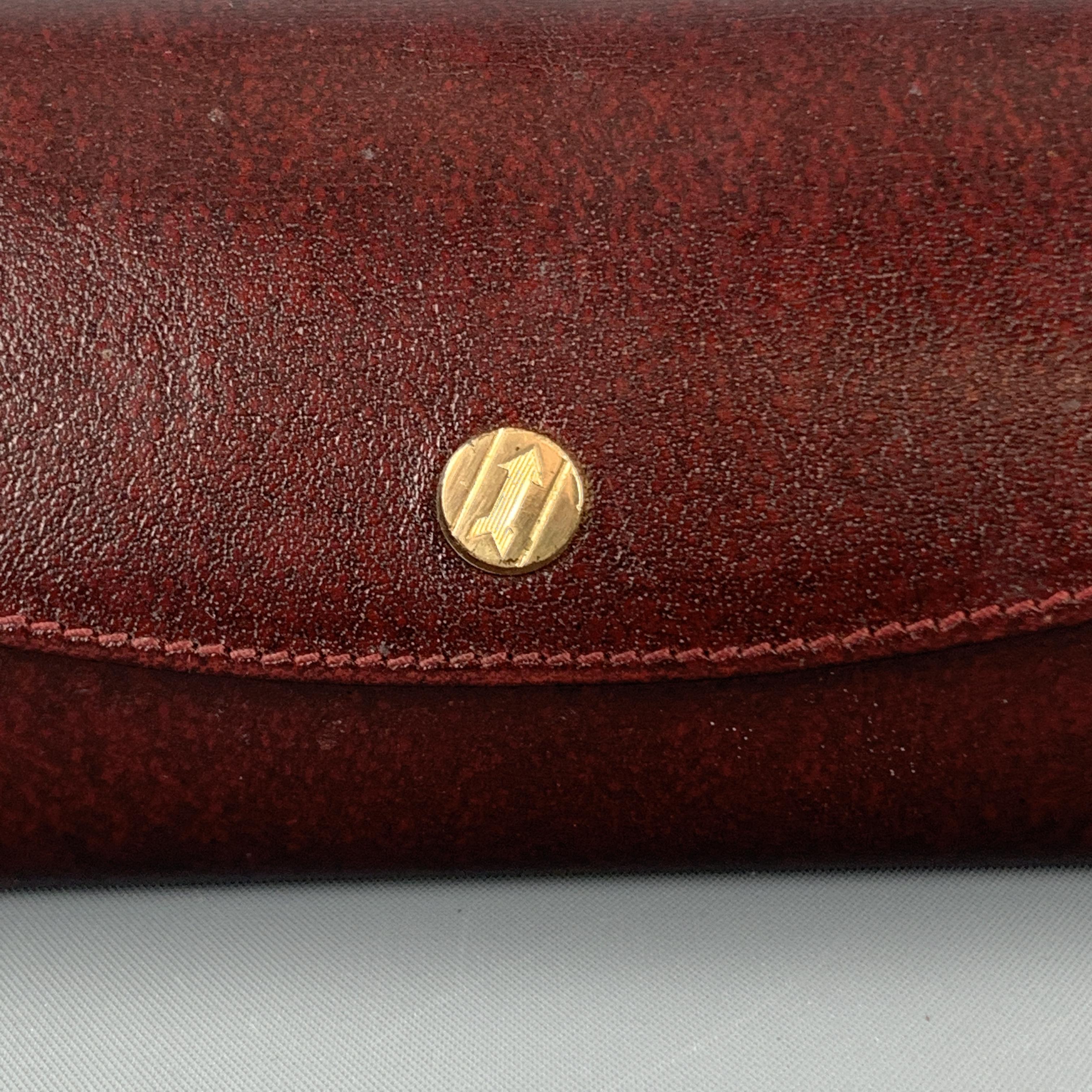 GOLDPFEIL sunglasses case comes in burgundy leather with a snap flap closure. 

Very Good Pre-Owned Condition.

Size: 6 x 2.75 in.
Width: 1 in. 