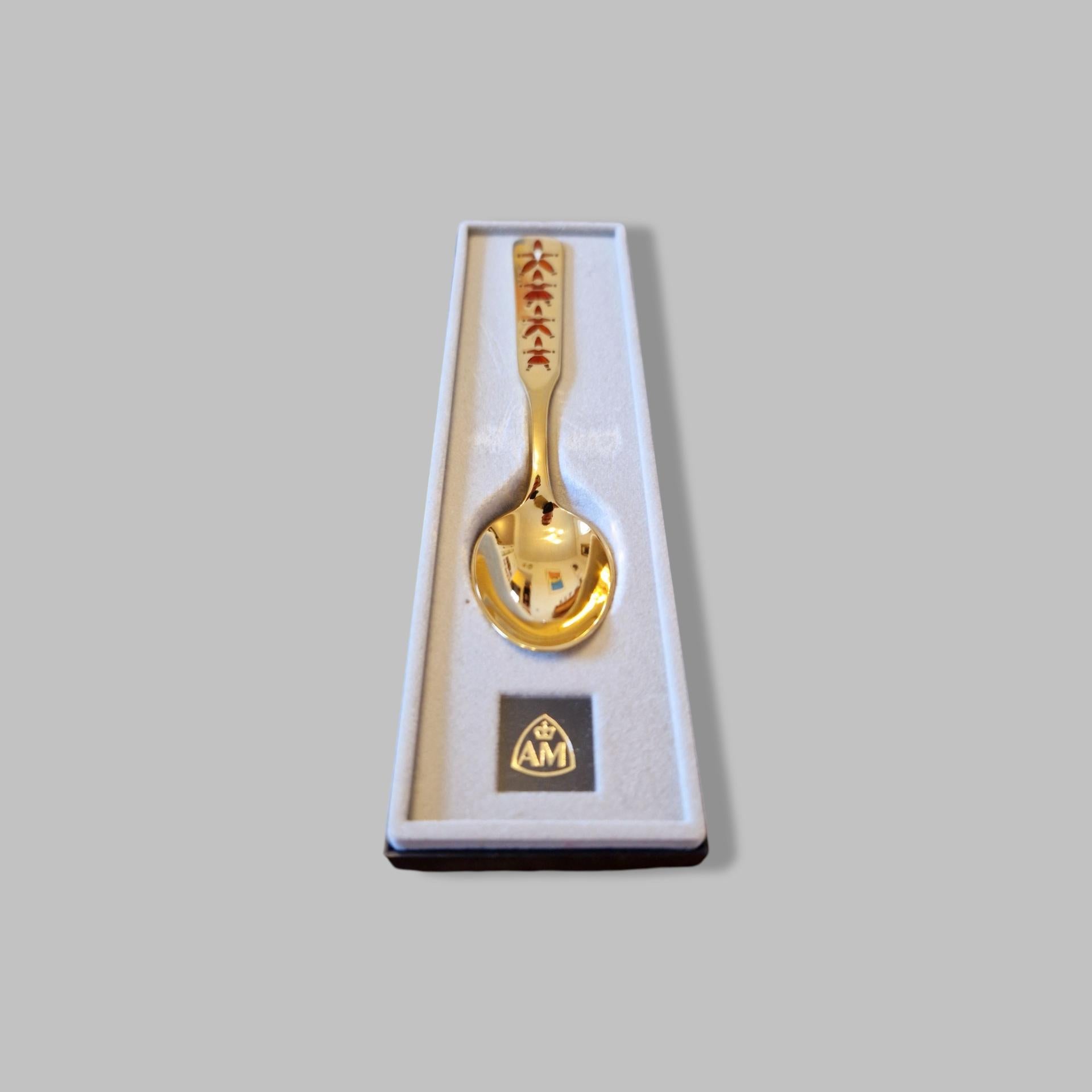 Tenedor de Navidad de plata maciza dorada, 1957, de A. Michelsen en venta 1