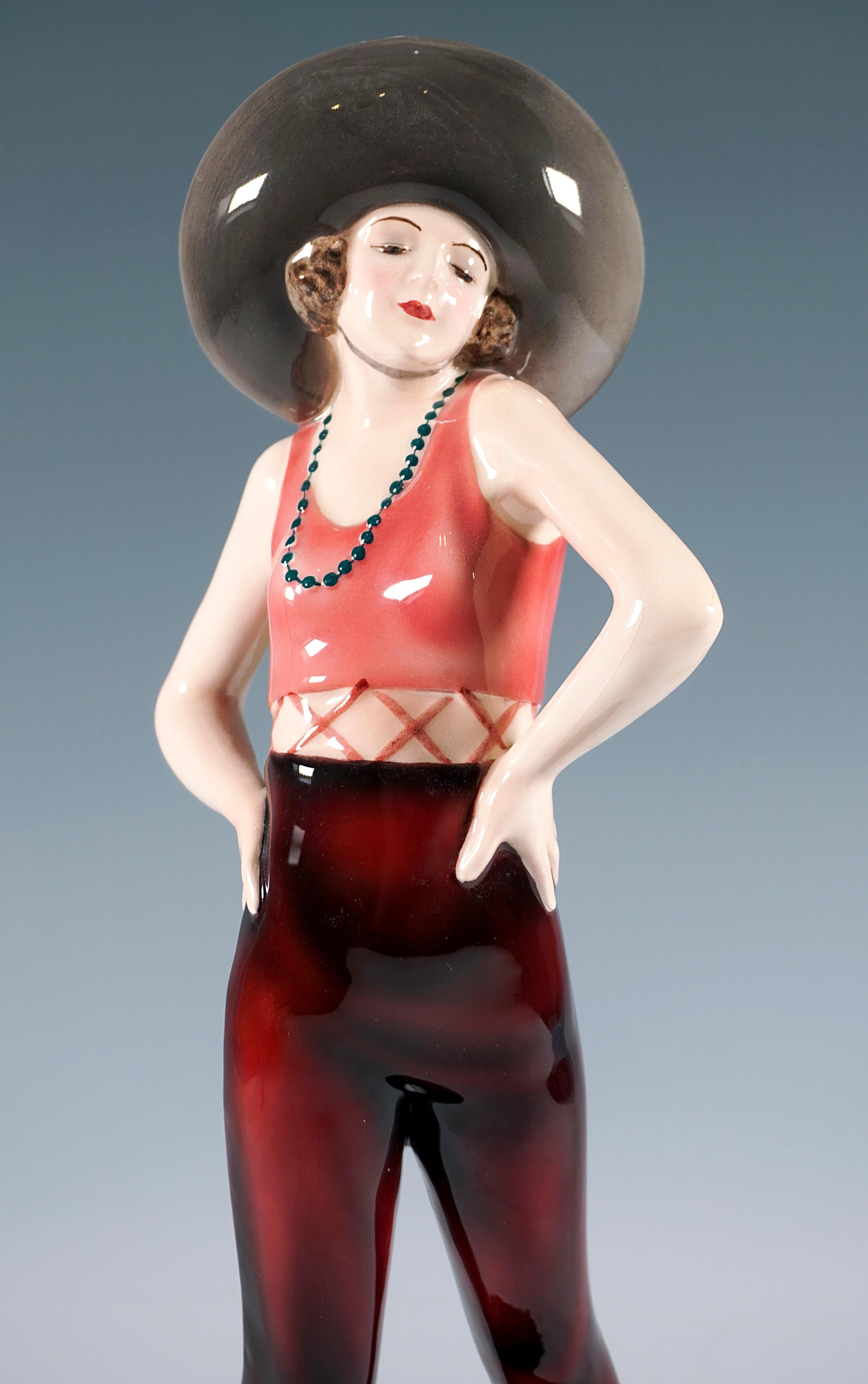 Fait main Figurine Goldscheider Art Déco 'Cowboy Girl', par Stephan Dakon, Circa 1929 en vente