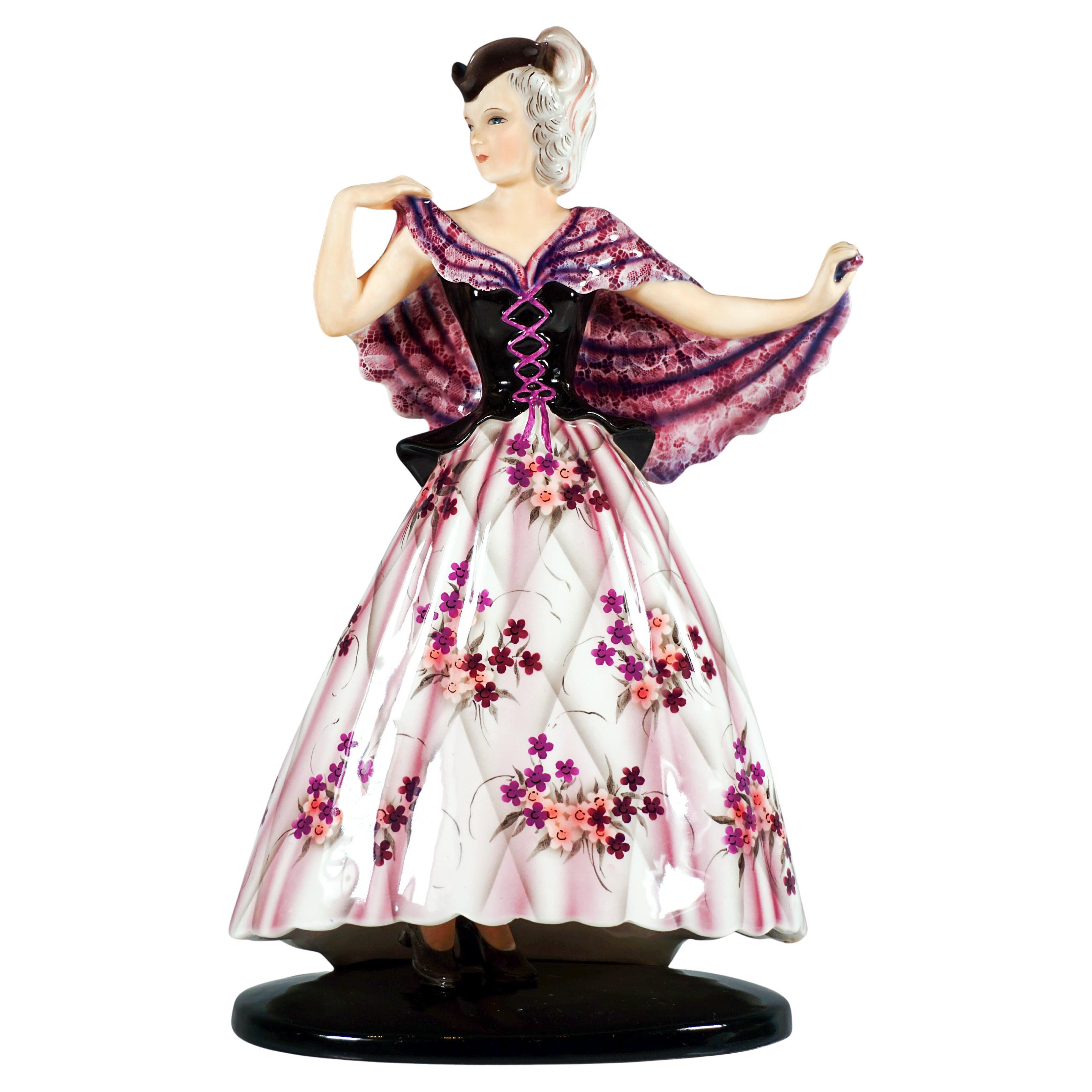 Goldscheider Art Déco Figure Dancer In Venetian Costume, Vienna Circa 1939