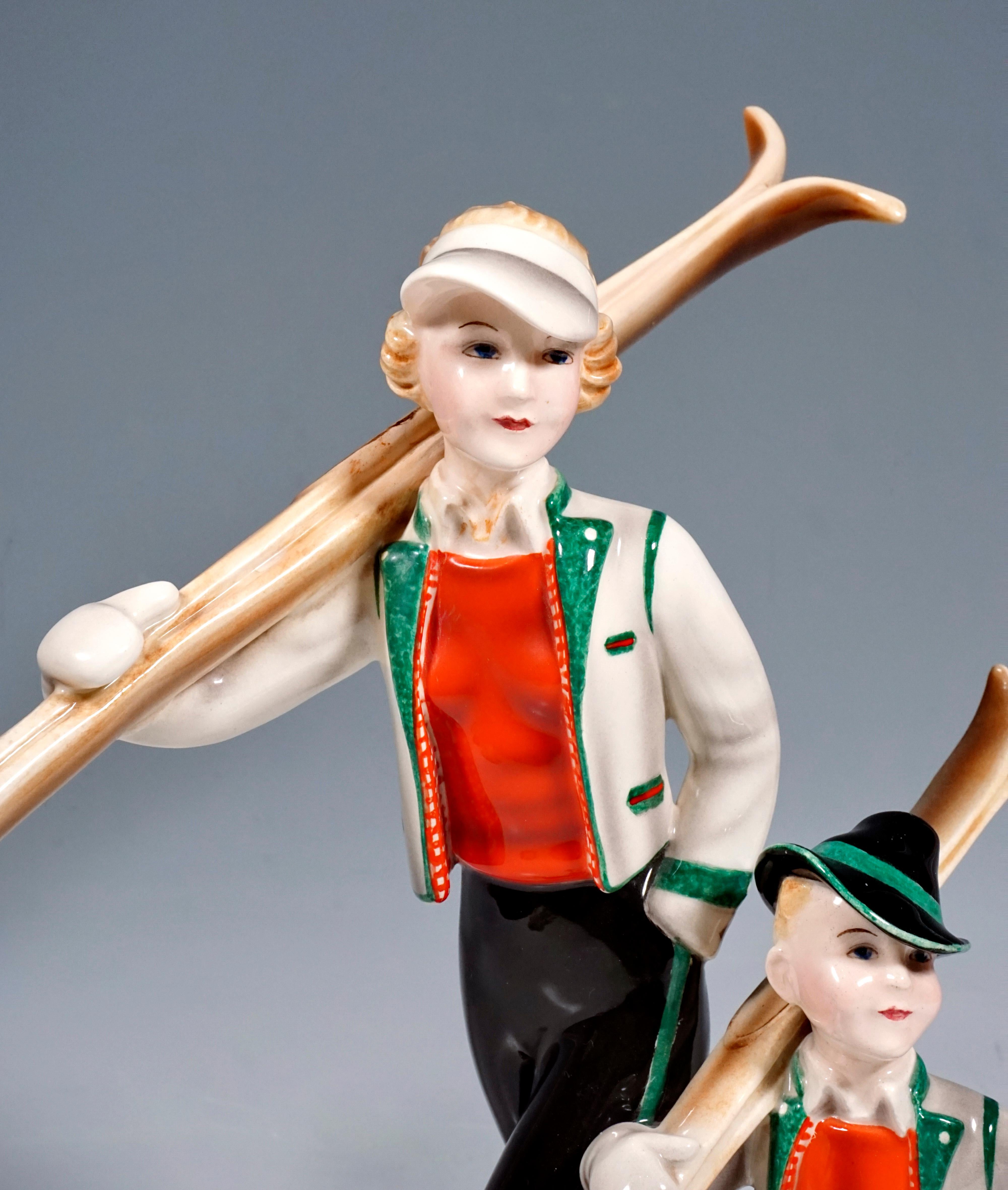 Goldscheider Art Déco Figure Group of Skiers 'TYROL' by Stephan Dakon circa 1938 In Good Condition In Vienna, AT