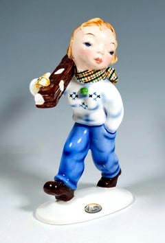 Goldscheider Art Deco Figurine 'Skier' by Kurt Goebel, Vienna, circa 1936
