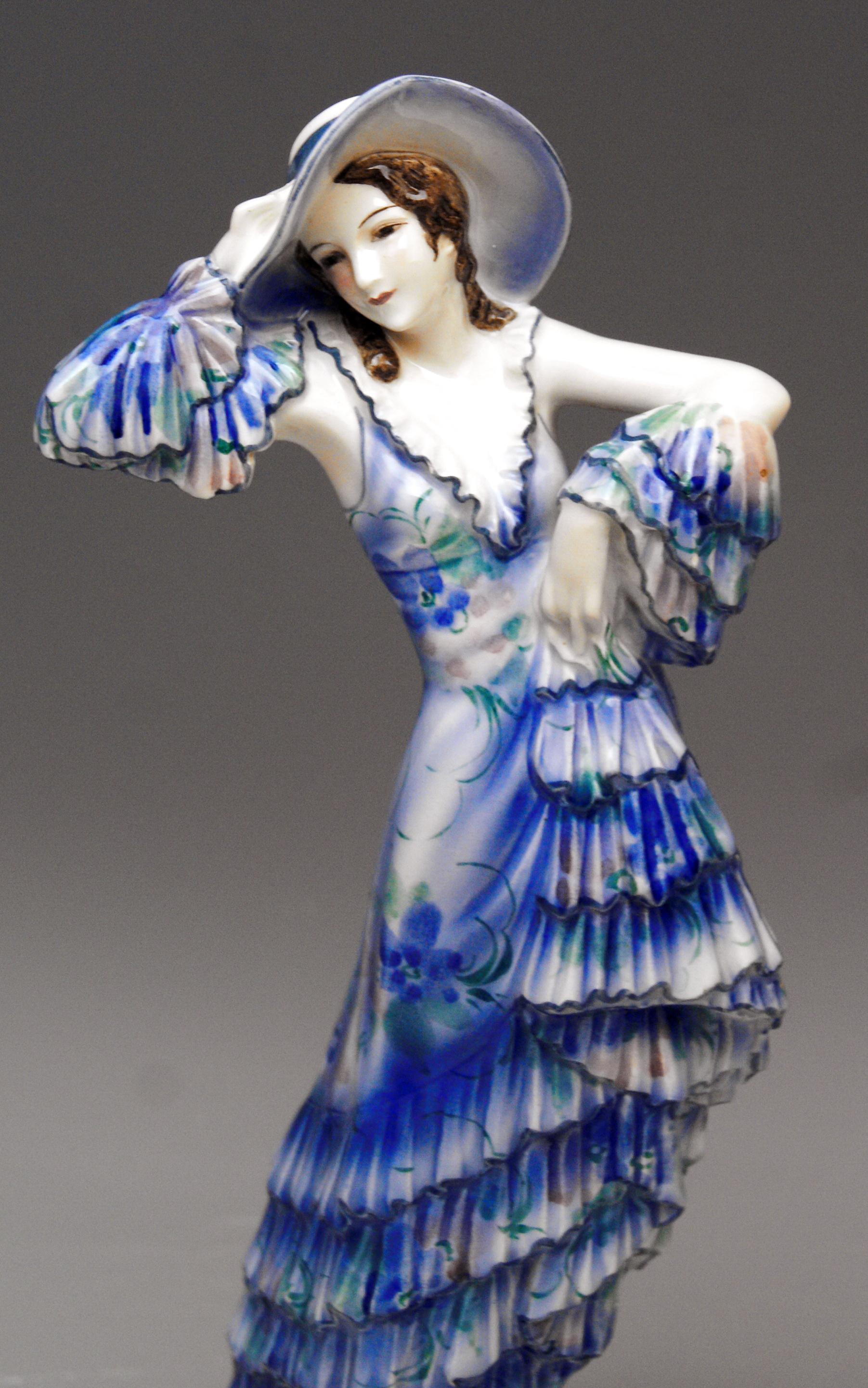 Austrian Goldscheider Art Deco Lady with Large Hat by Josef Lorenzl Model 6229