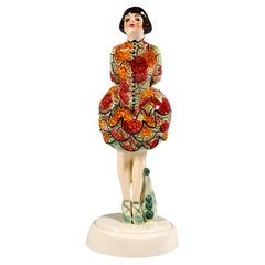 Pierretta Goldscheider Art Déco in piedi con gonna a palloncino, di J. Lorenzl, 1924 ca.