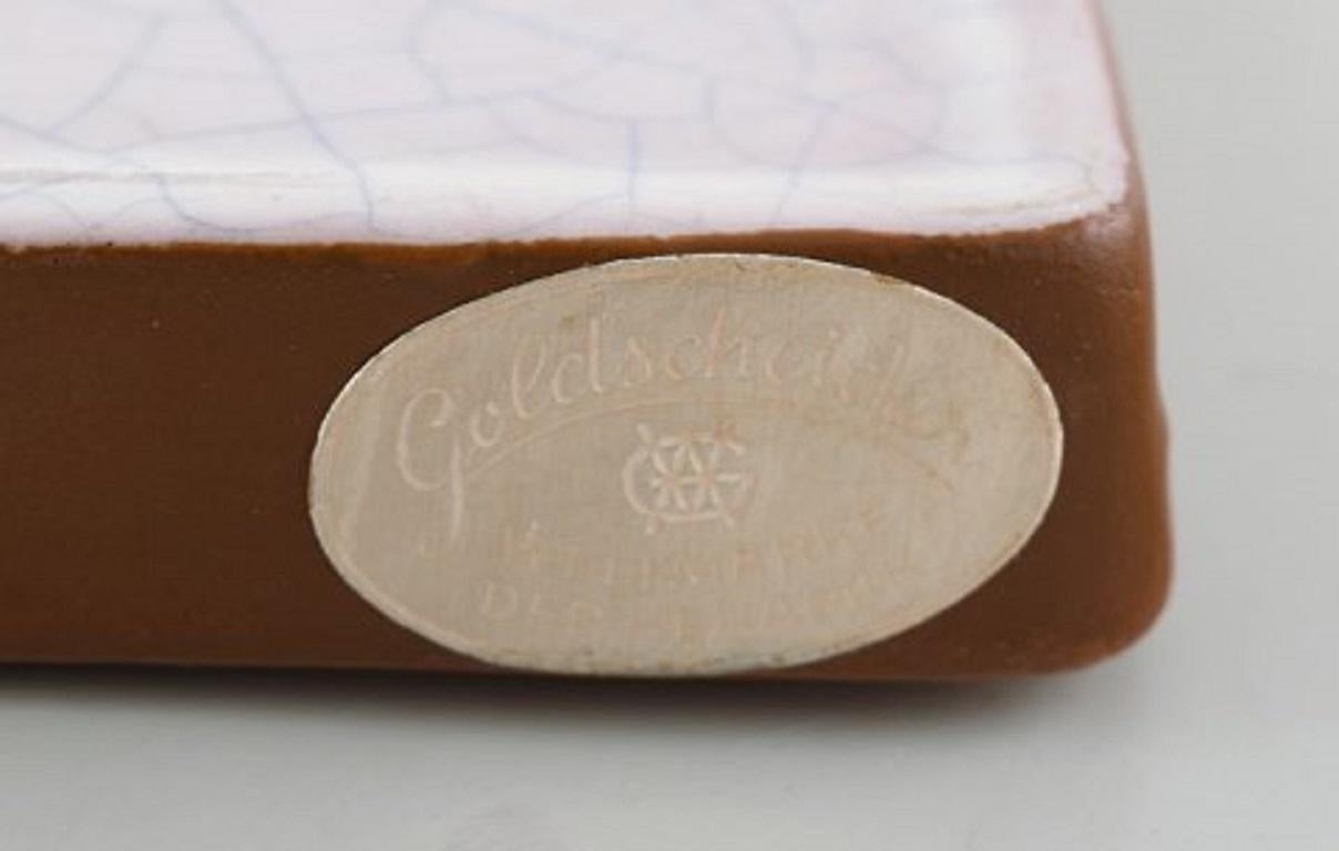 Goldscheider Relieve Art Decó en cerámica esmaltada con rostro de mujer, Austria, 1950 en Bueno estado para la venta en Copenhagen, DK