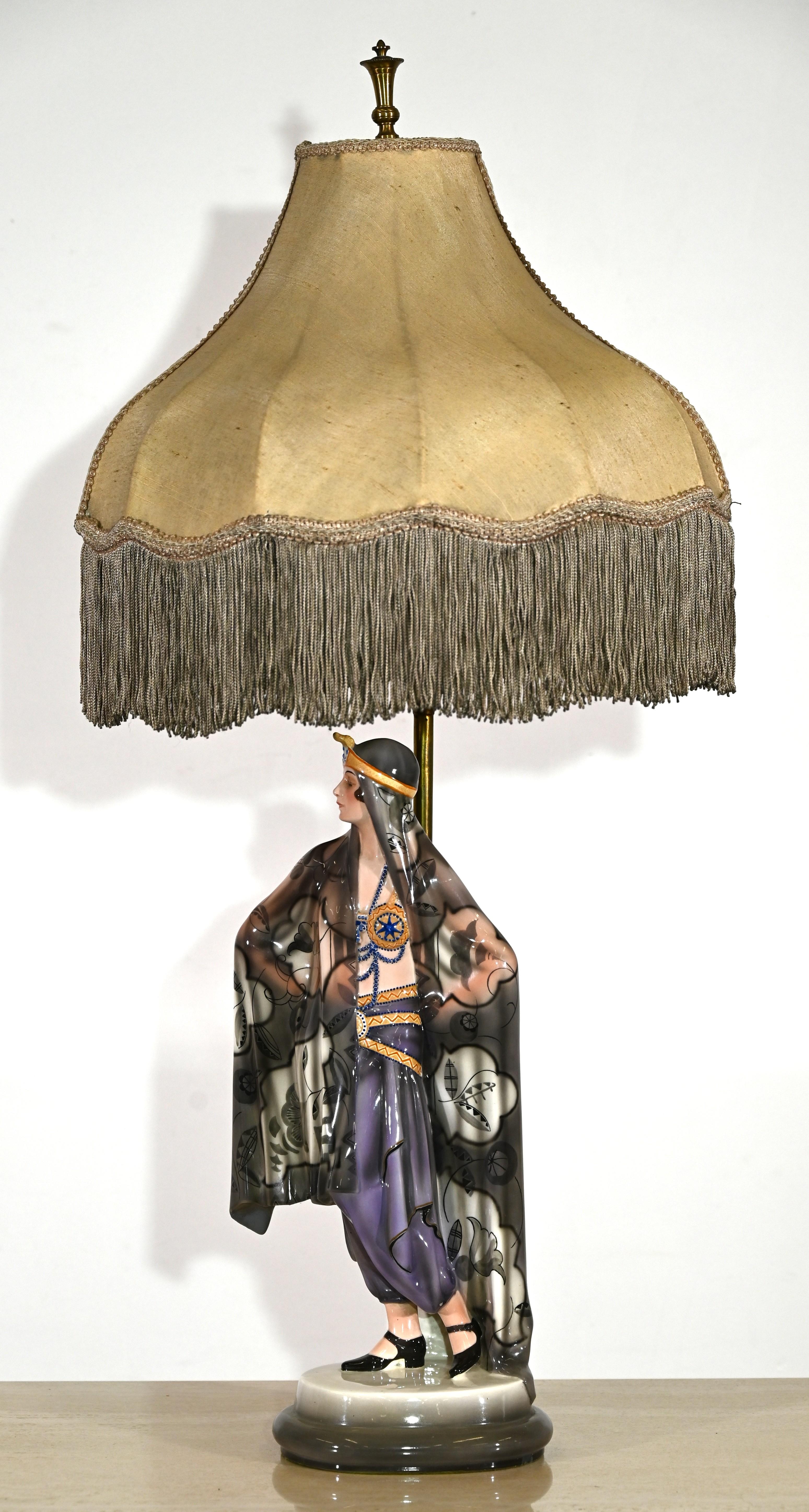 Goldscheider Art Deco Table Lamp by Josef Lorenzl, 1920s For Sale 9