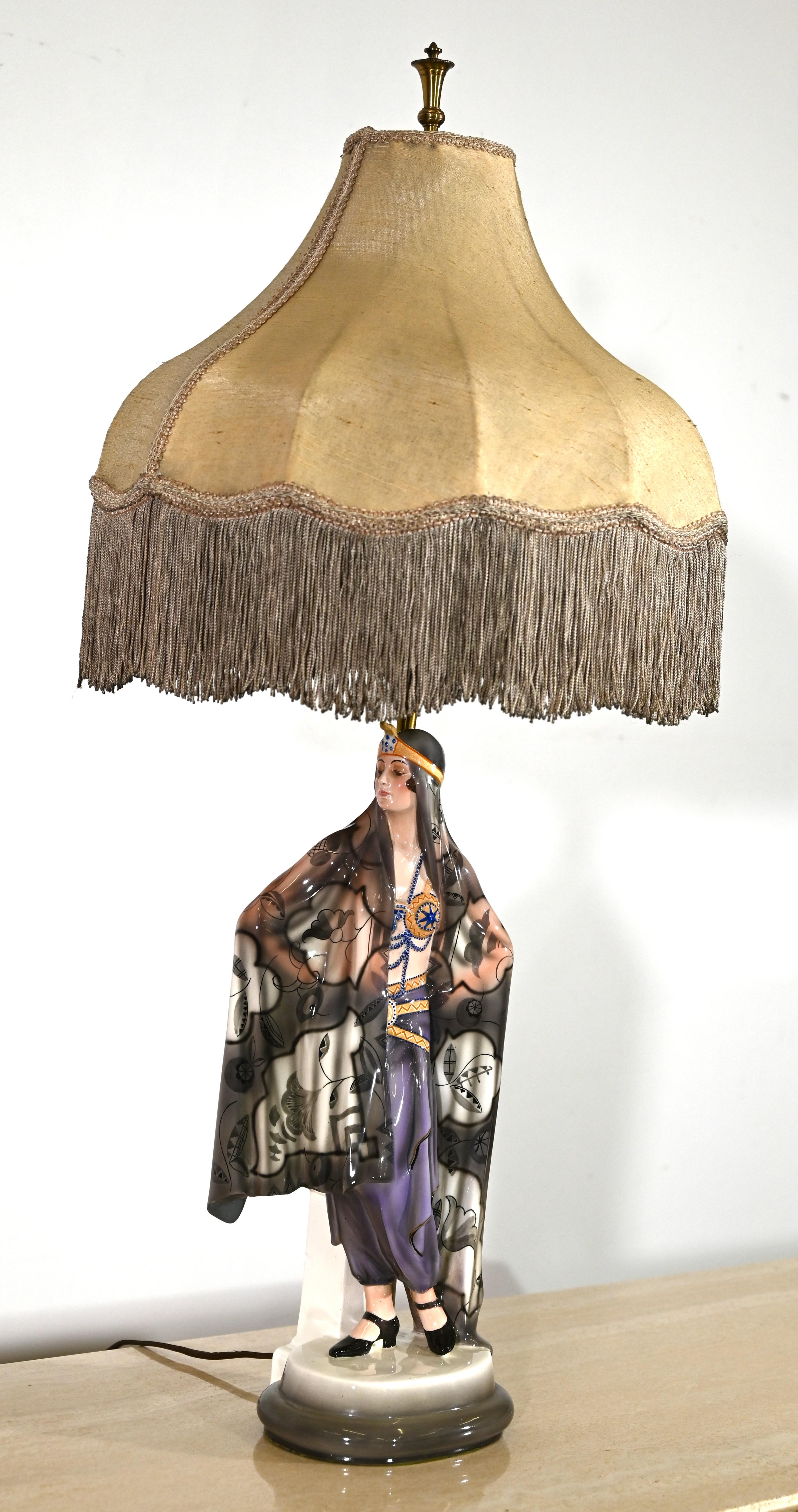 Goldscheider Art Deco Table Lamp by Josef Lorenzl, 1920s For Sale 10