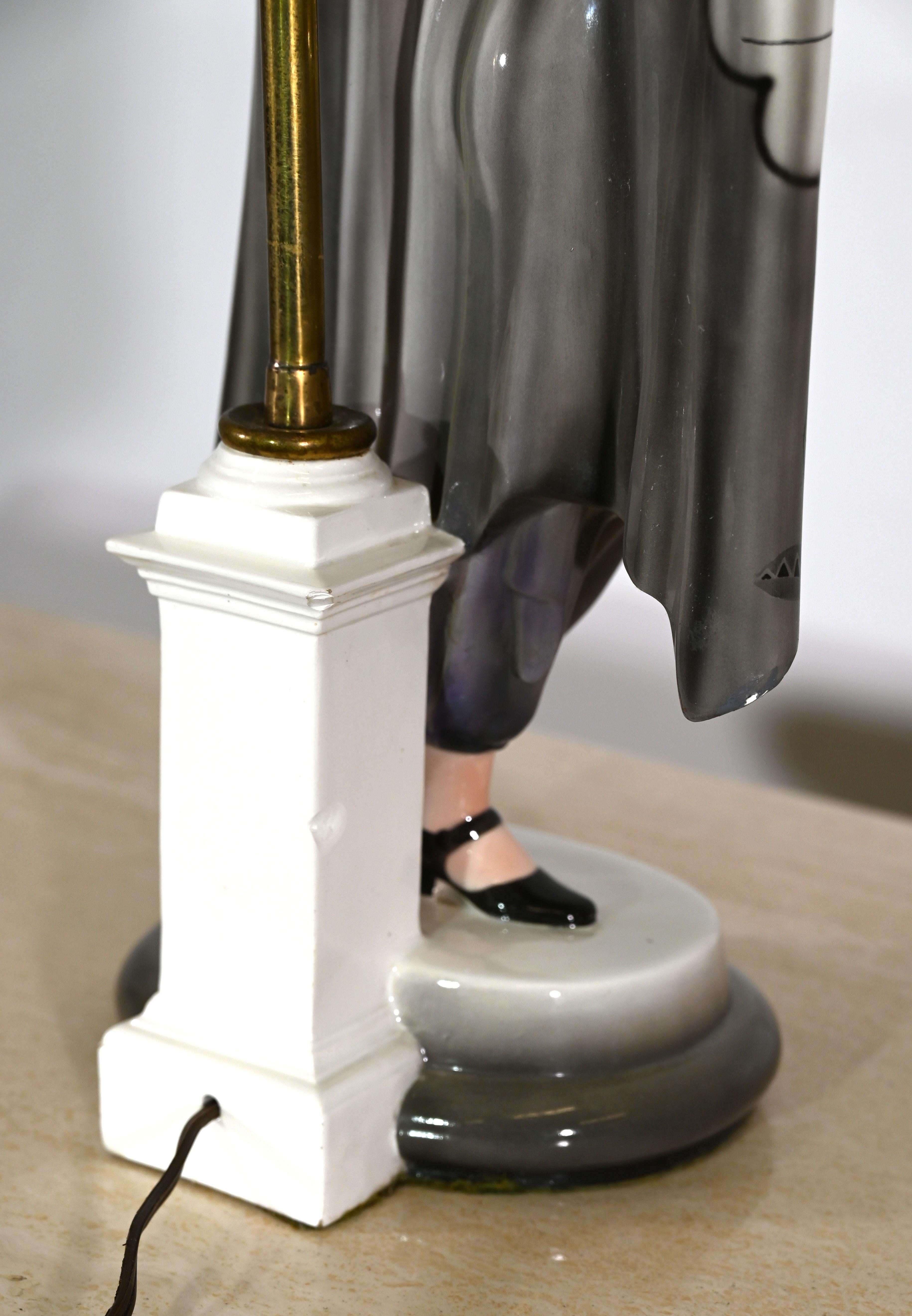 Goldscheider Art Deco Table Lamp by Josef Lorenzl, 1920s For Sale 2