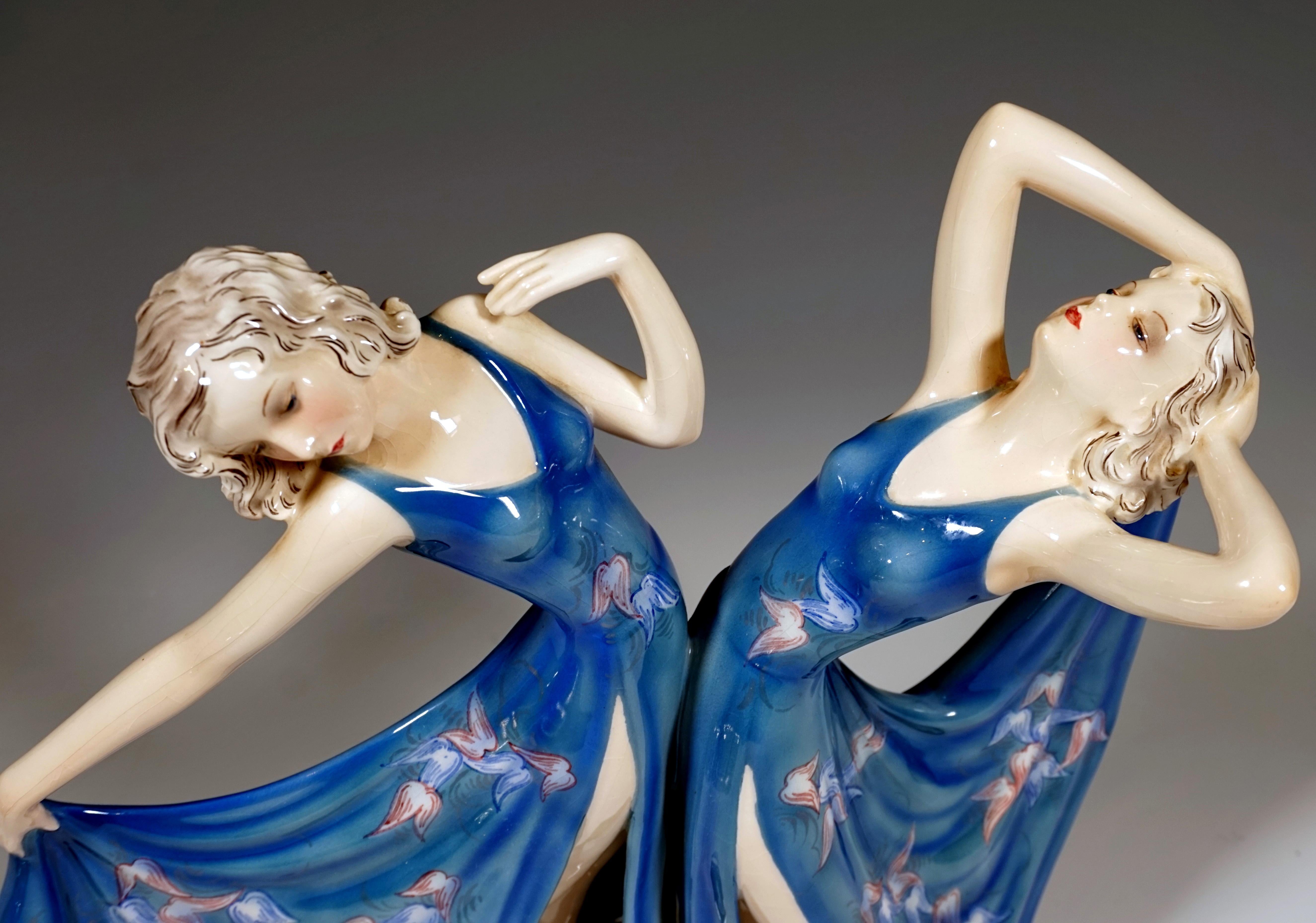 Goldscheider Art Déco Twin Dancers 'Dolly Sisters', by Stephan Dakon, ca 1937 In Good Condition In Vienna, AT