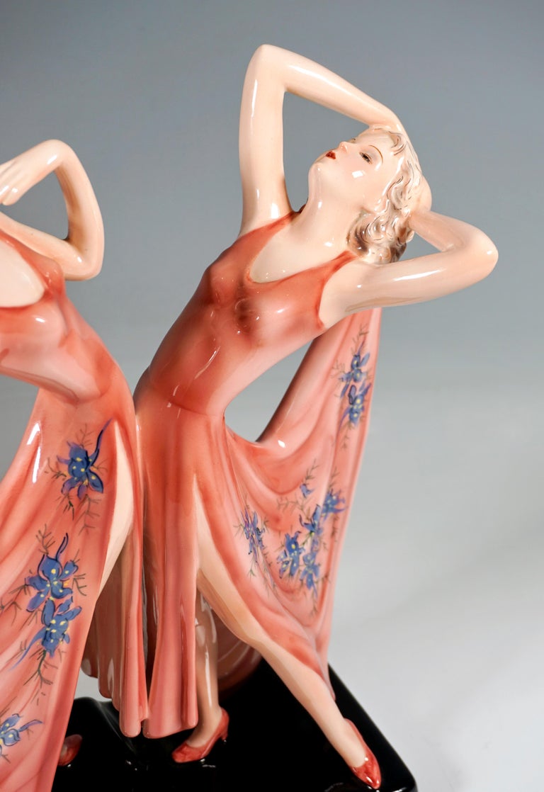 Mid-20th Century Goldscheider Art Déco Twin Dancers 'Dolly Sisters', by Stephan Dakon, ca 1939 For Sale