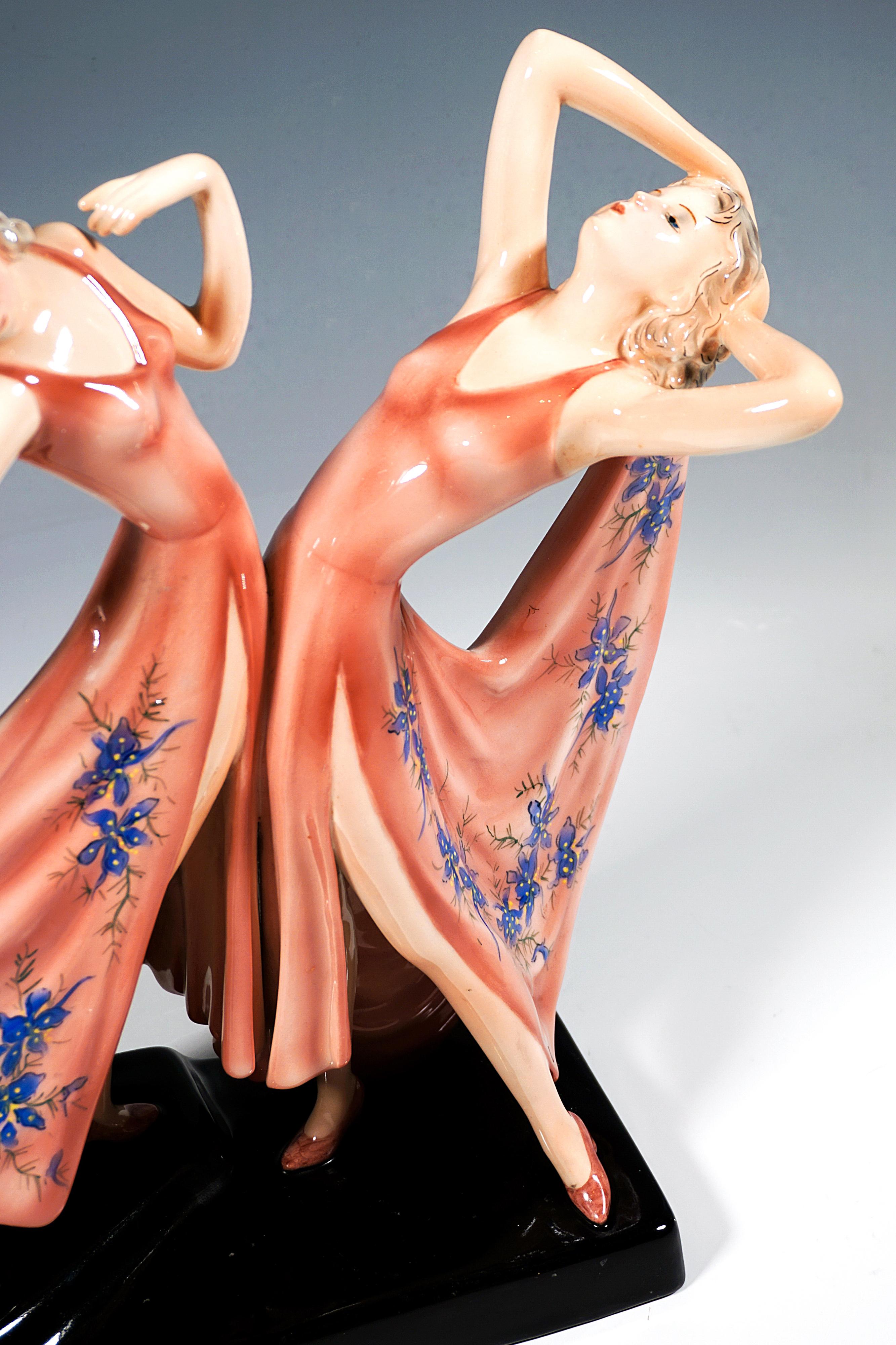 Ceramica Ballerine gemelle Goldscheider Art Déco 'Dolly Sisters', di Stephan Dakon, 1939 ca. in vendita