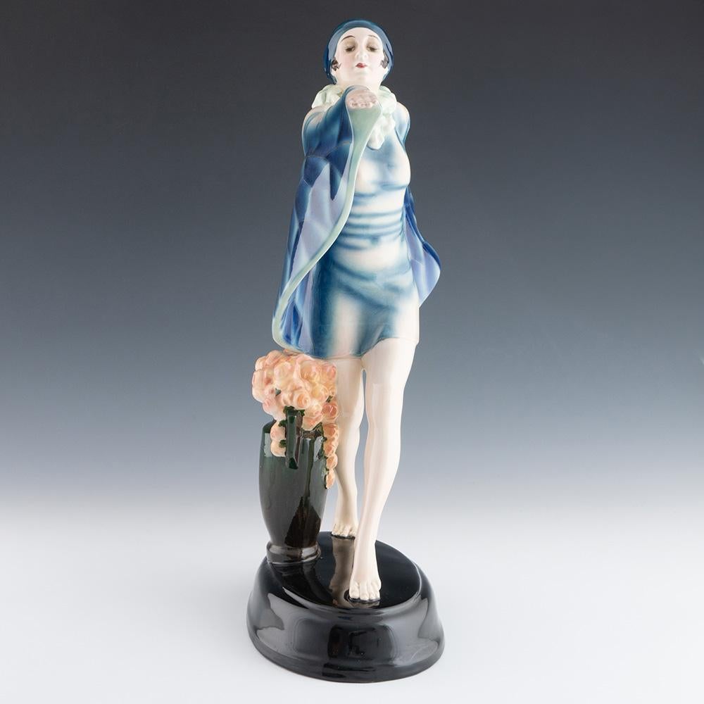 Figura Goldscheider - Uccello catturato di Josef Lorenzl c1925 In condizioni buone in vendita a Tunbridge Wells, GB