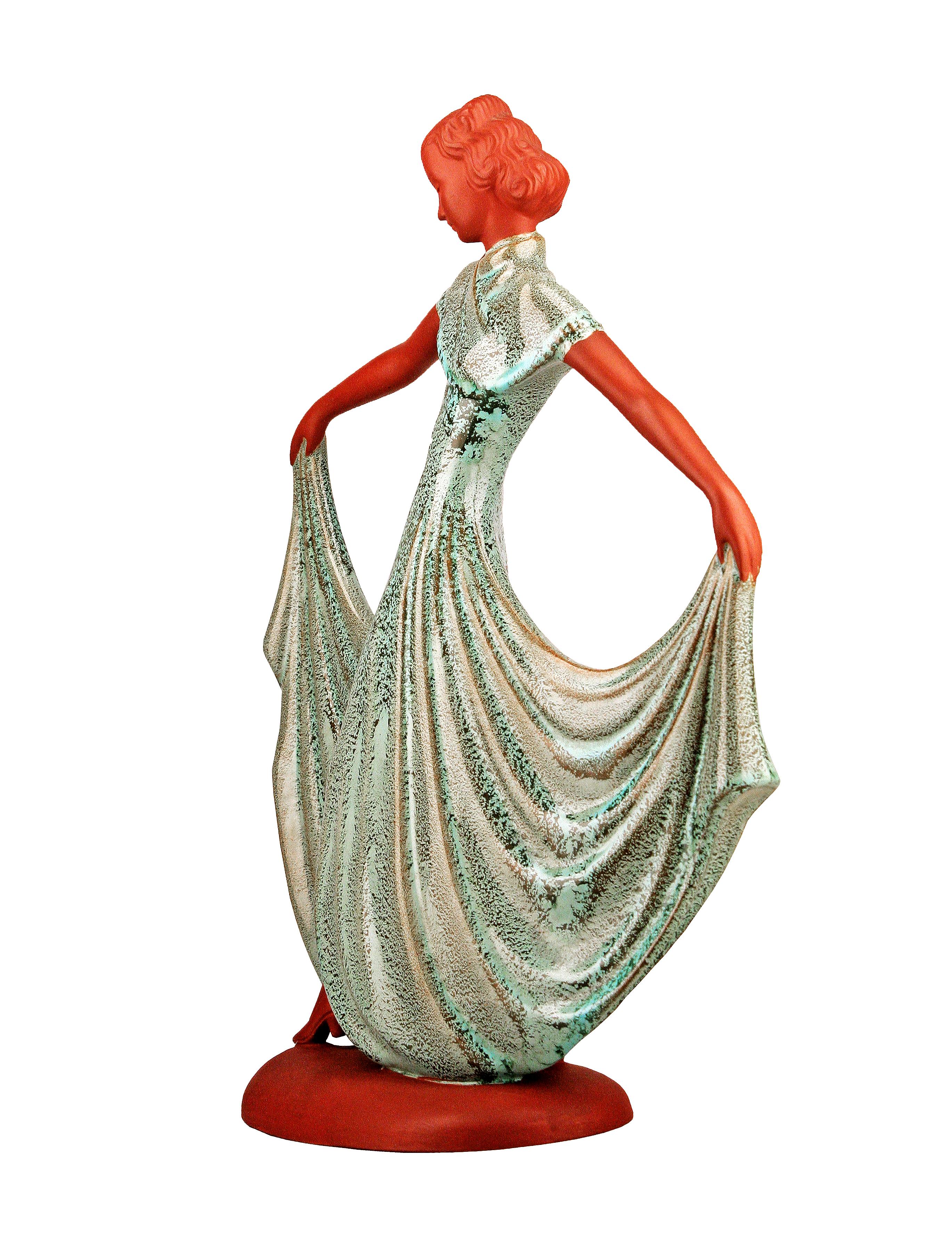 Goldscheider-ähnliche Art Déco Dancing Lady Porzellanfigur aus dem Vereinigten Königreich (Britisch) im Angebot