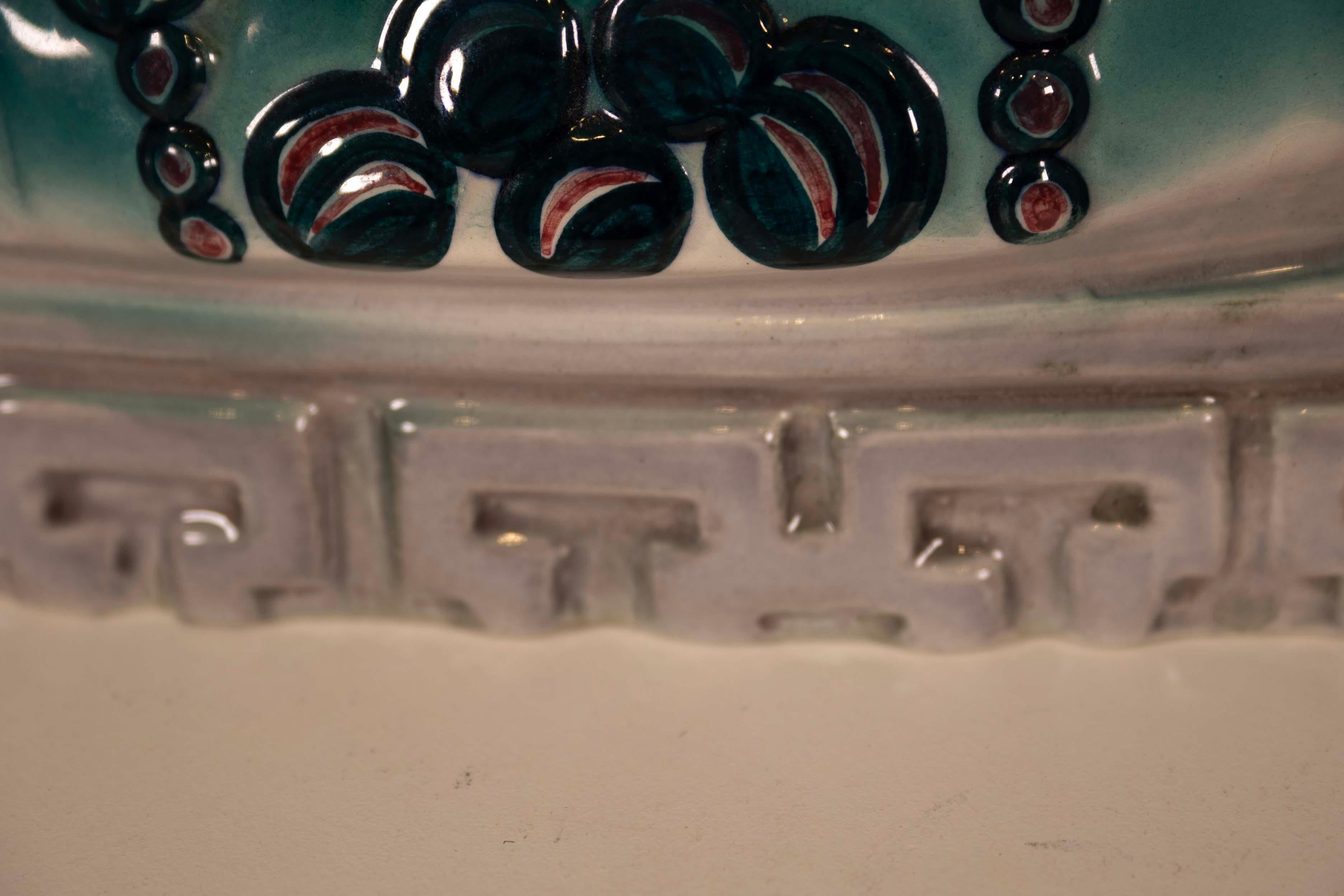 Goldscheider paire de bustes japonais en porcelaine peinte à la main, mi-siècle moderne en vente 2
