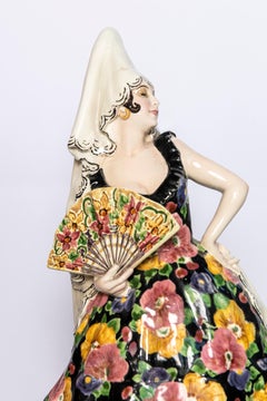 Goldscheider Bailarina española con abanico Firmado por Joseph Lorenzl, Austria, 1922