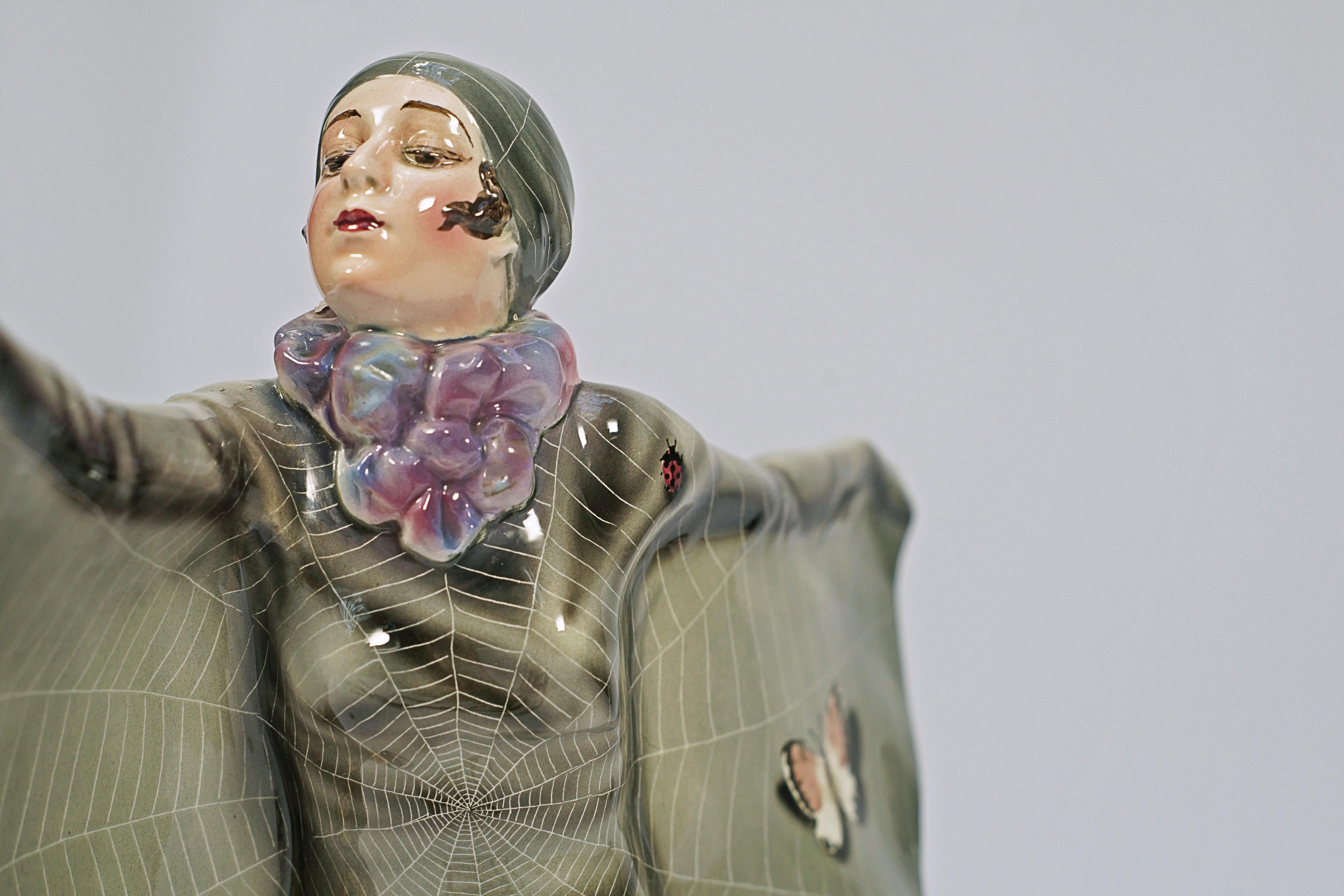 Art déco Statuette en céramique de Josef Lorenzl 