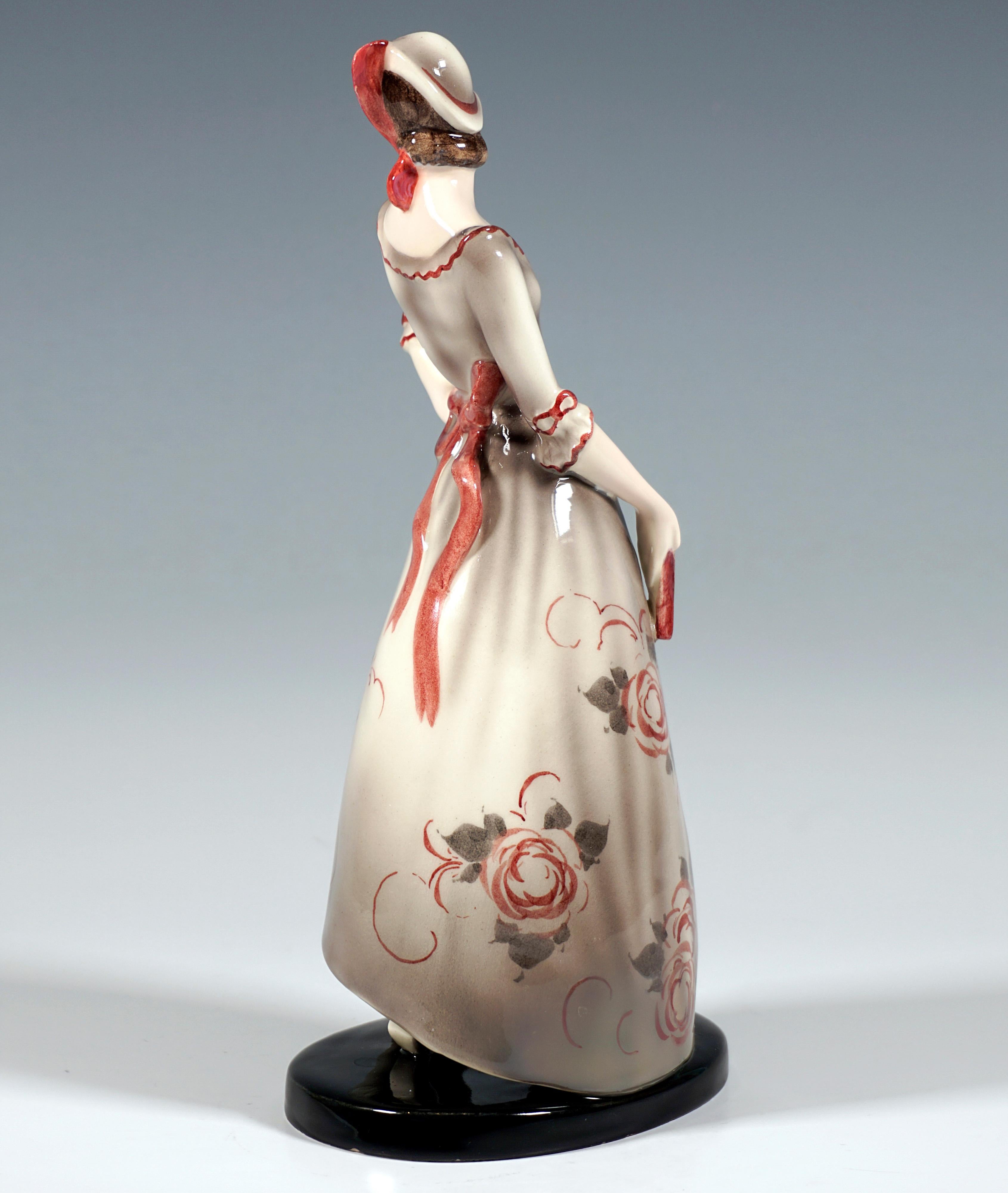 Austriaco Goldscheider Vienna Art Déco Figura di donna elegante in posa, di Claire Weiss, 1931 ca. in vendita