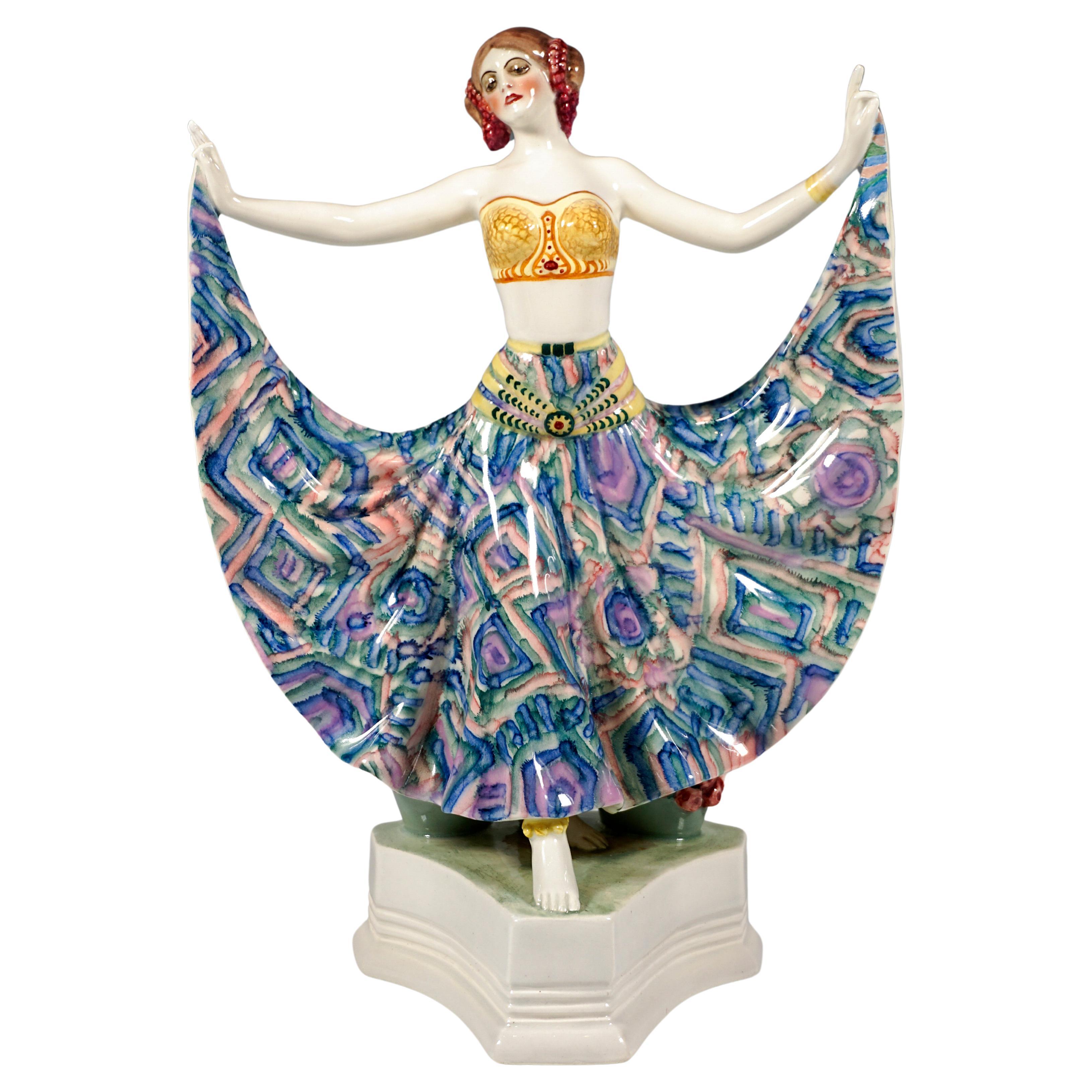 Goldscheider Wiener Art Déco Figur 'Ruth' Tänzerin in orientalischem Kostüm, von Rosé im Angebot