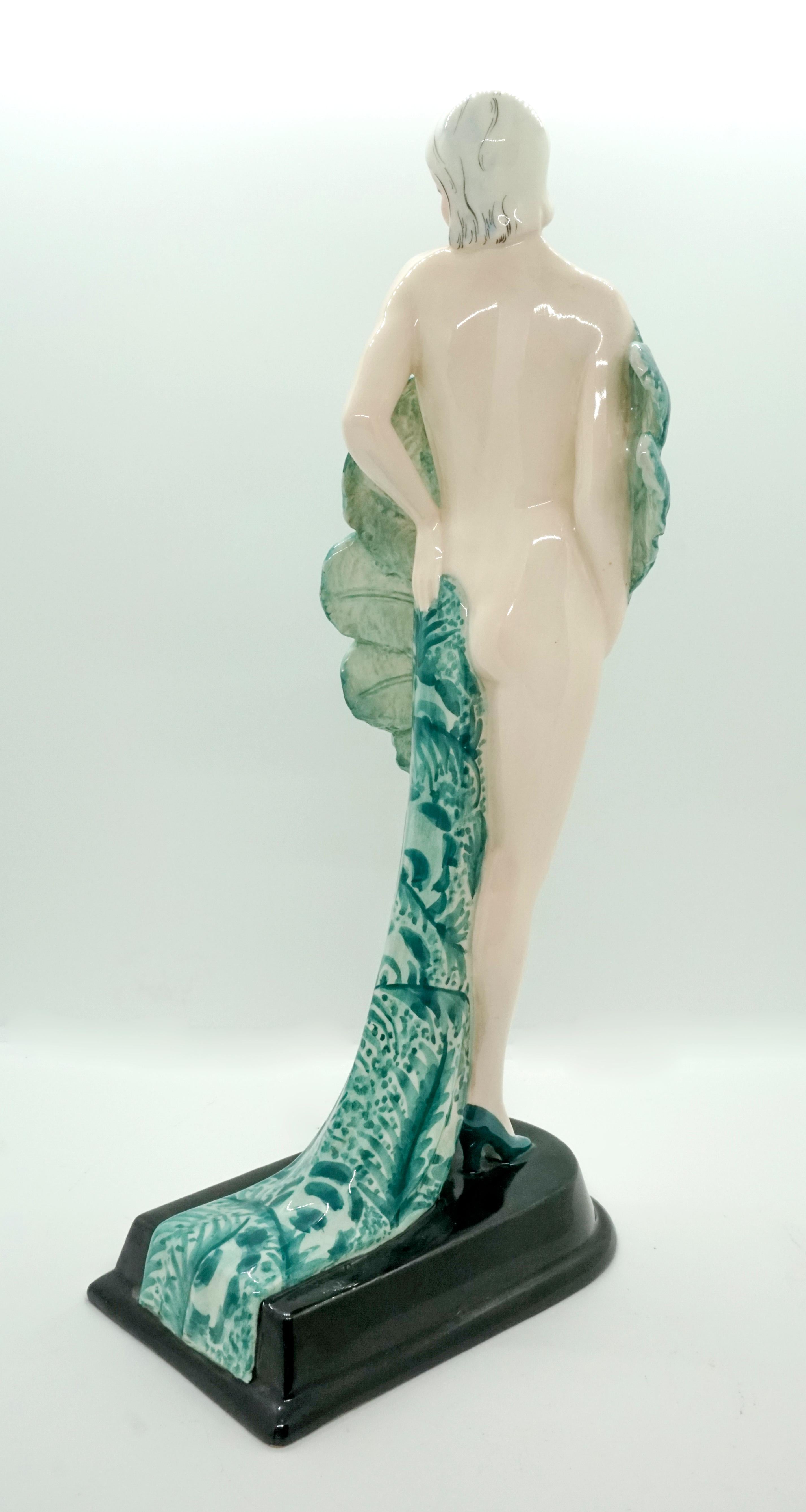 Art Déco Figurina Goldscheider Vienna Art Deco 'Fan Lady' di Stephan Dakon, 1930 circa in vendita