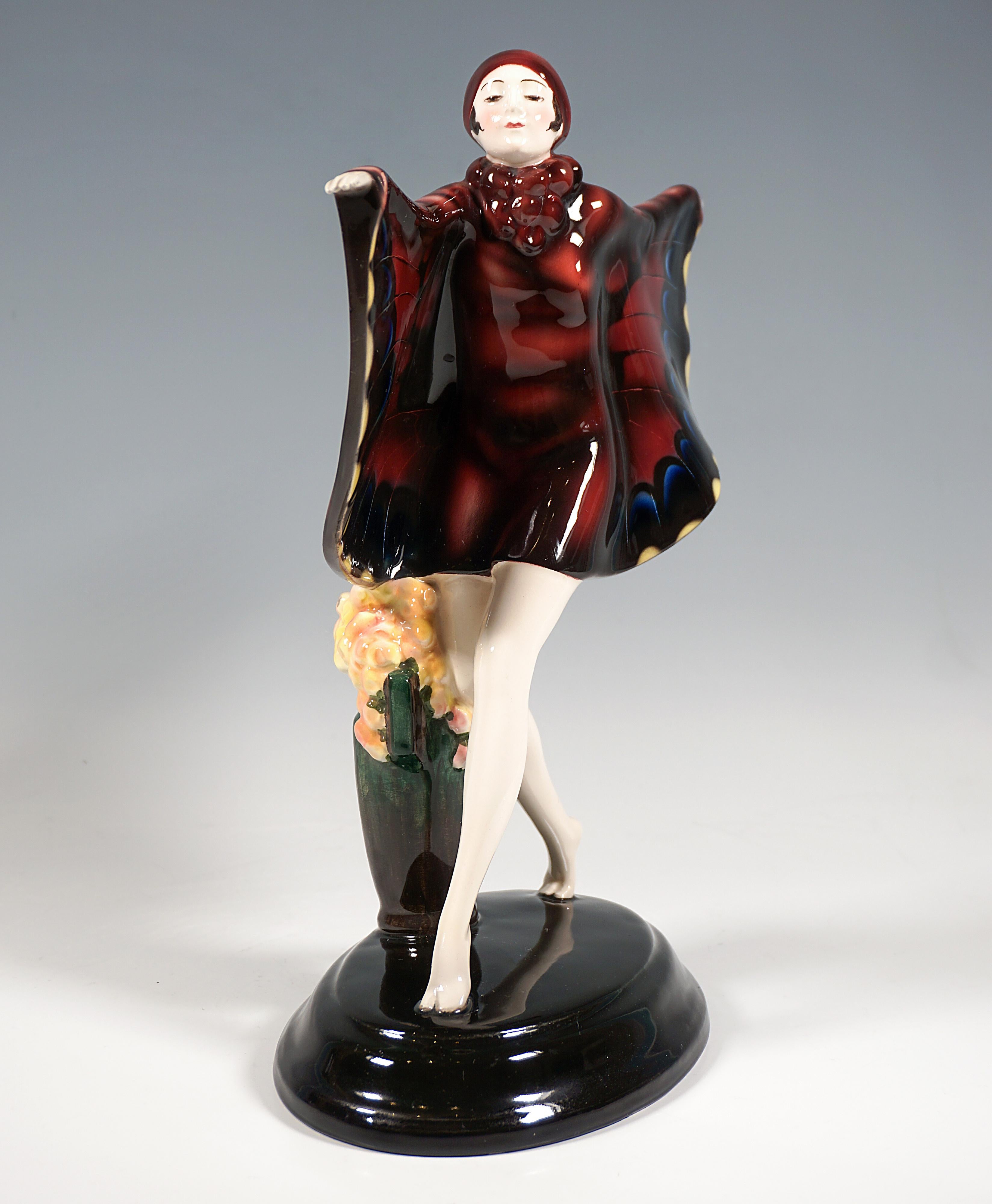 Goldscheider Vienna Art Déco Figurine 'The Captured Bird', By Lorenzl, Ca. 1925 (Art déco) im Angebot
