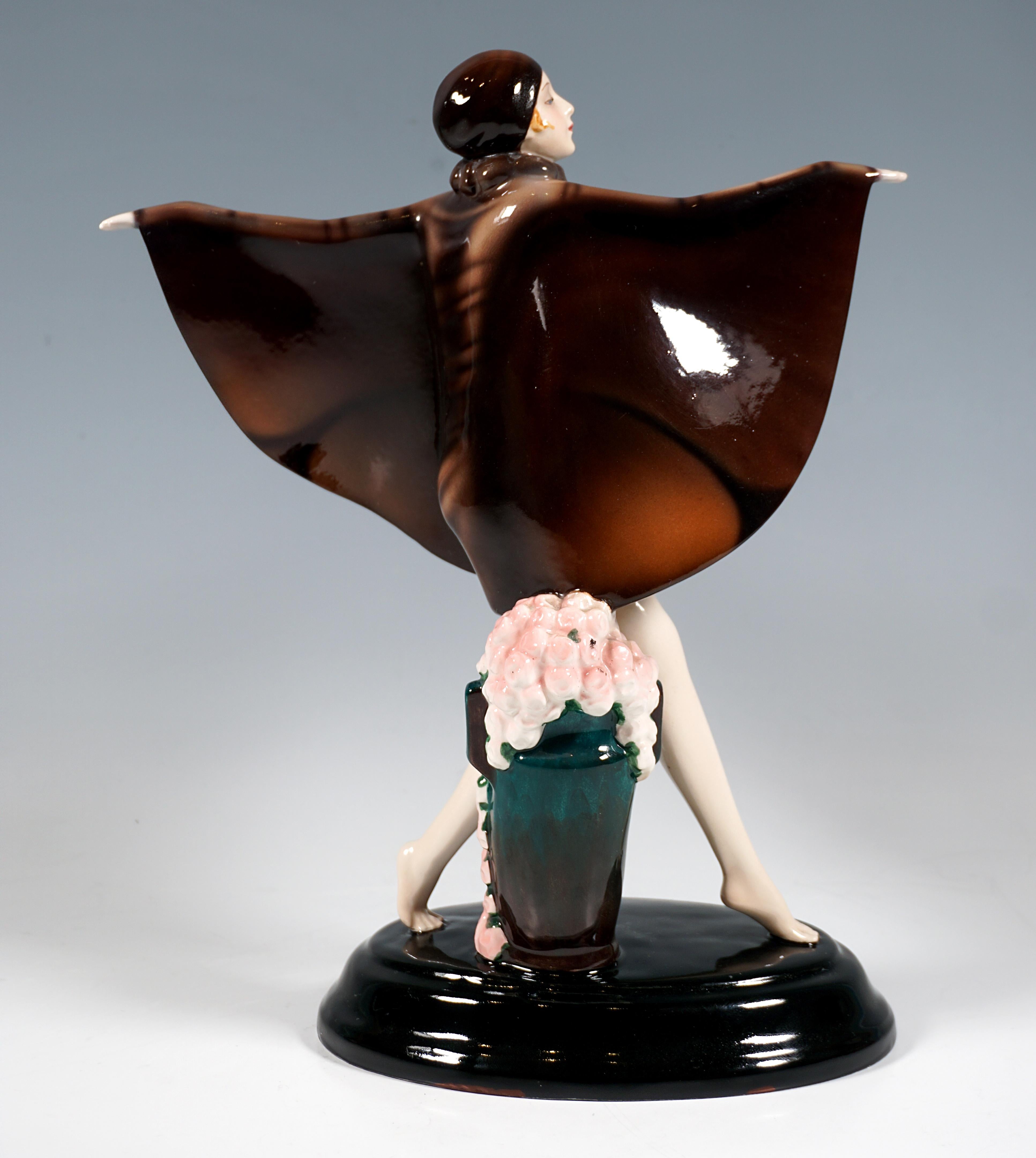 Art déco Goldscheider Vienna Art Déco Figurine 'The Captured Bird', By Lorenzl, Ca. 1935 en vente