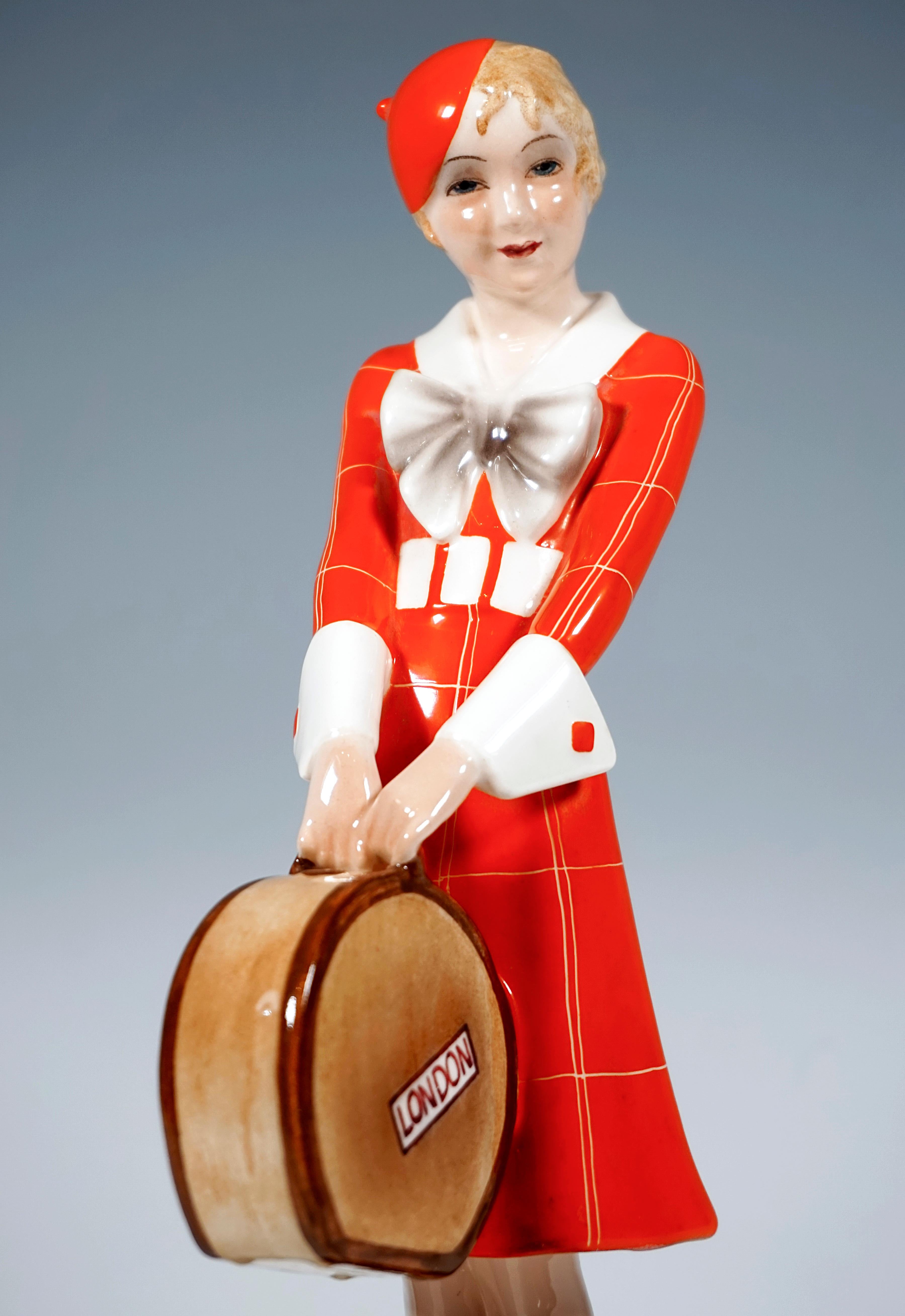 Dipinto a mano Figurina Goldscheider Vienna Art Deco 'Viaggiatore', di Josef Lorenzl, 1935 ca. in vendita