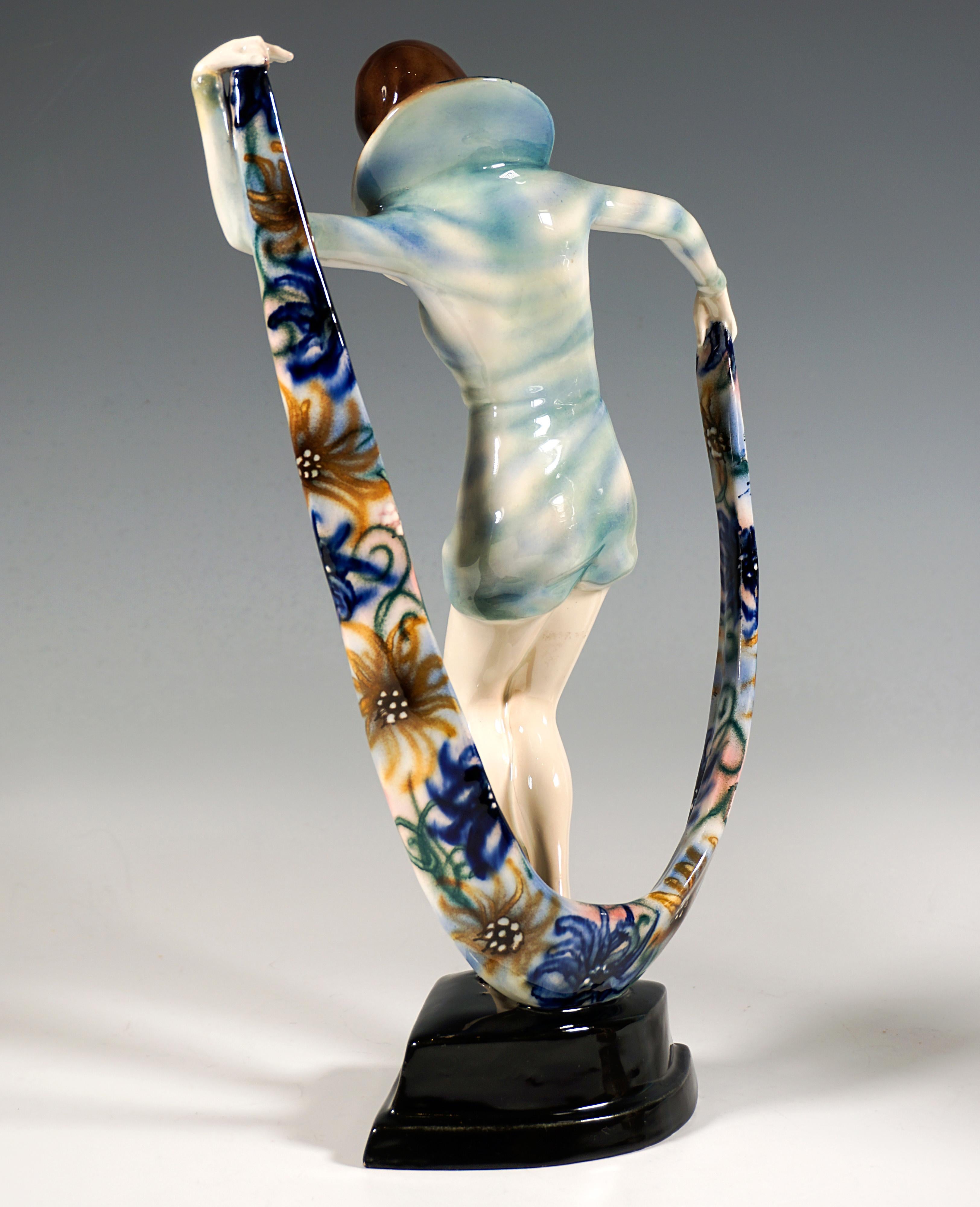 Dipinto Figurina Art Déco Goldscheider Vienna 'Danza del velo', di Stephan Dakon, CIRCA 1926 in vendita