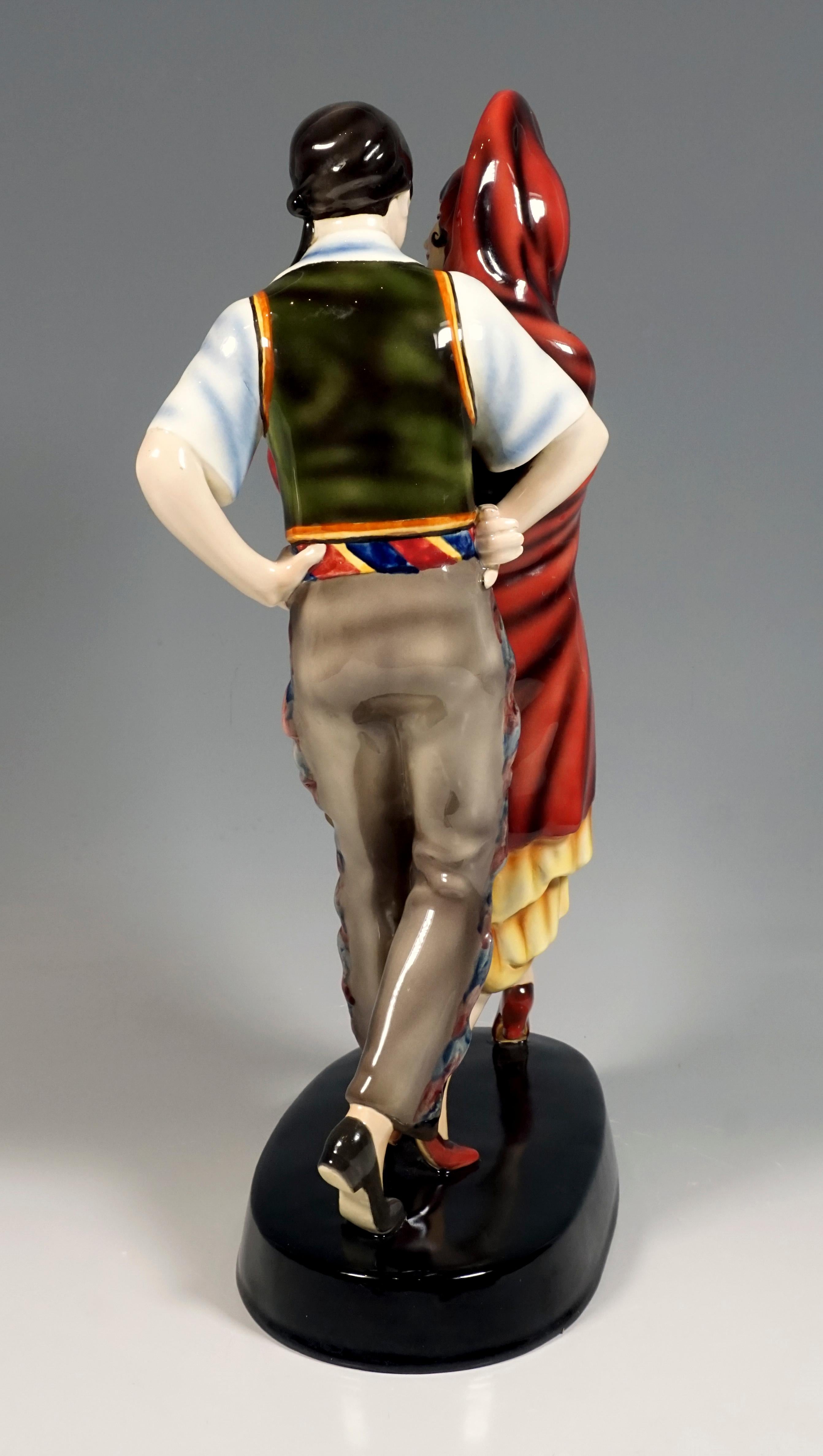 Goldscheider Wiener Keramik „spanischer Tanz“ von Josef Lorenzl, um 1930 (Art déco) im Angebot