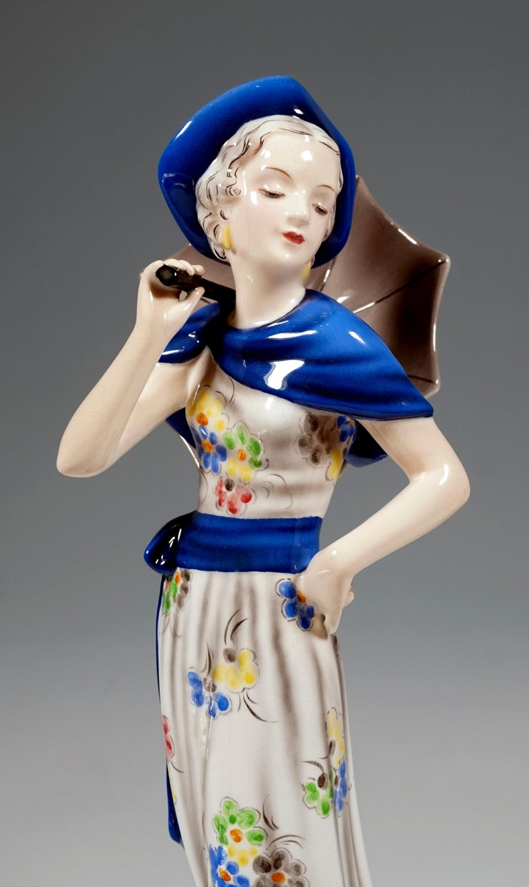 Mid-20th Century Goldscheider Vienna Figure Lady with Hat and Parasol, by Josef Lorenzl, ca 1936 For Sale