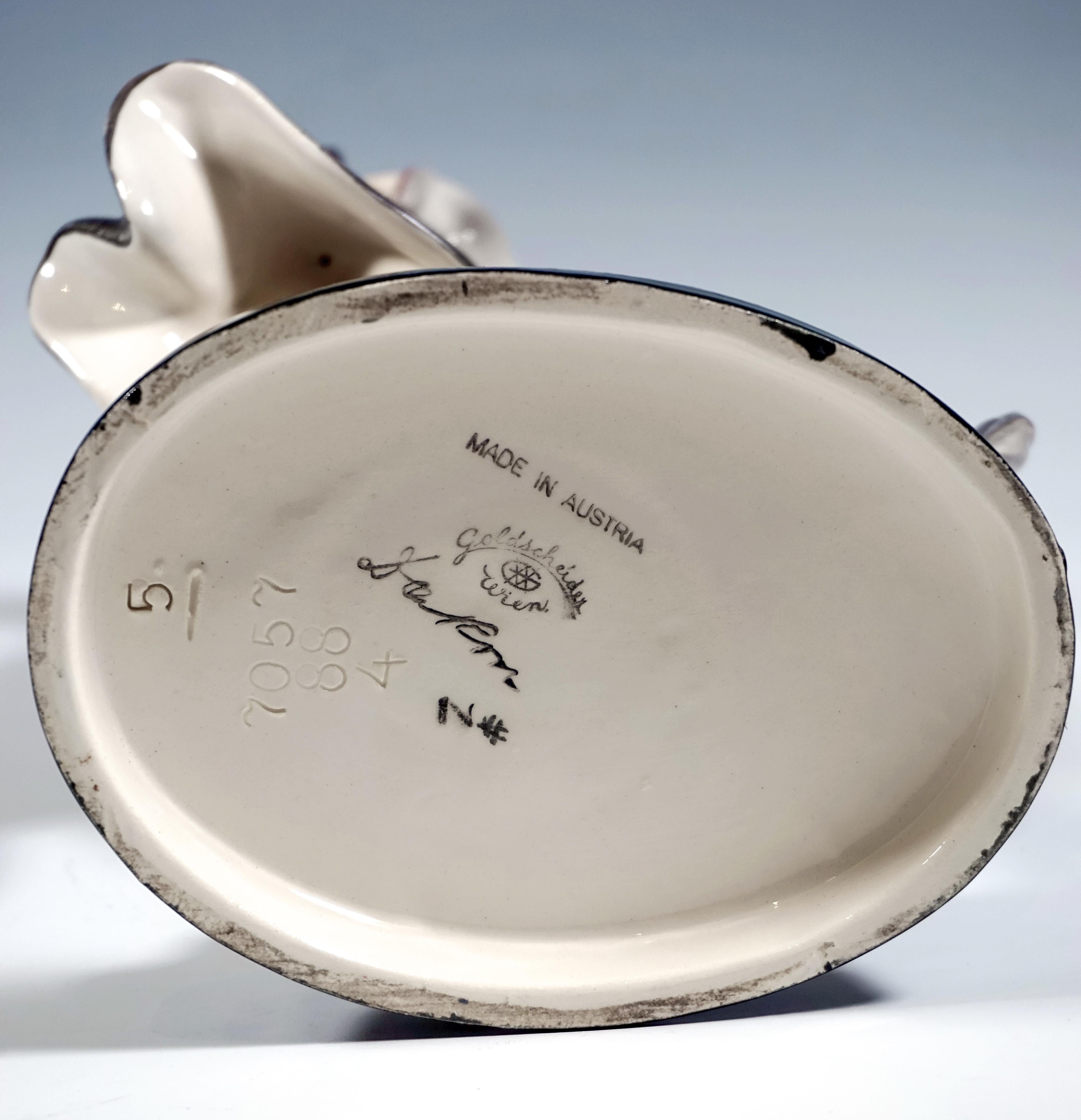 Goldscheider Wiener Mädchen mit Parasol und Terrier, Stephan Dakon, um 1935 (Keramik)