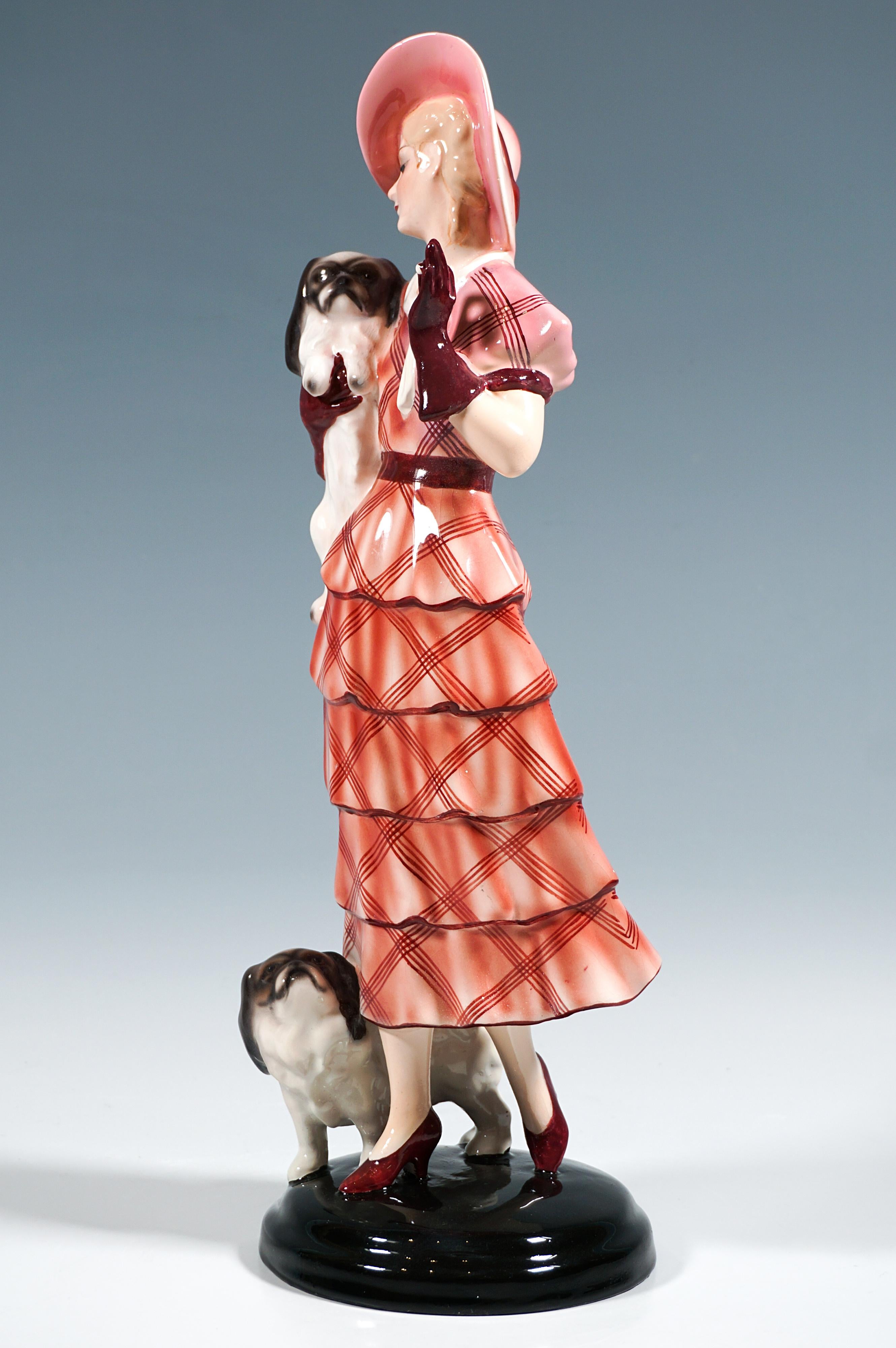 Grupo Goldscheider Viena 'Celos' Dama elegante con pequinés, Lorenzl Ca 1935 Austríaco en venta
