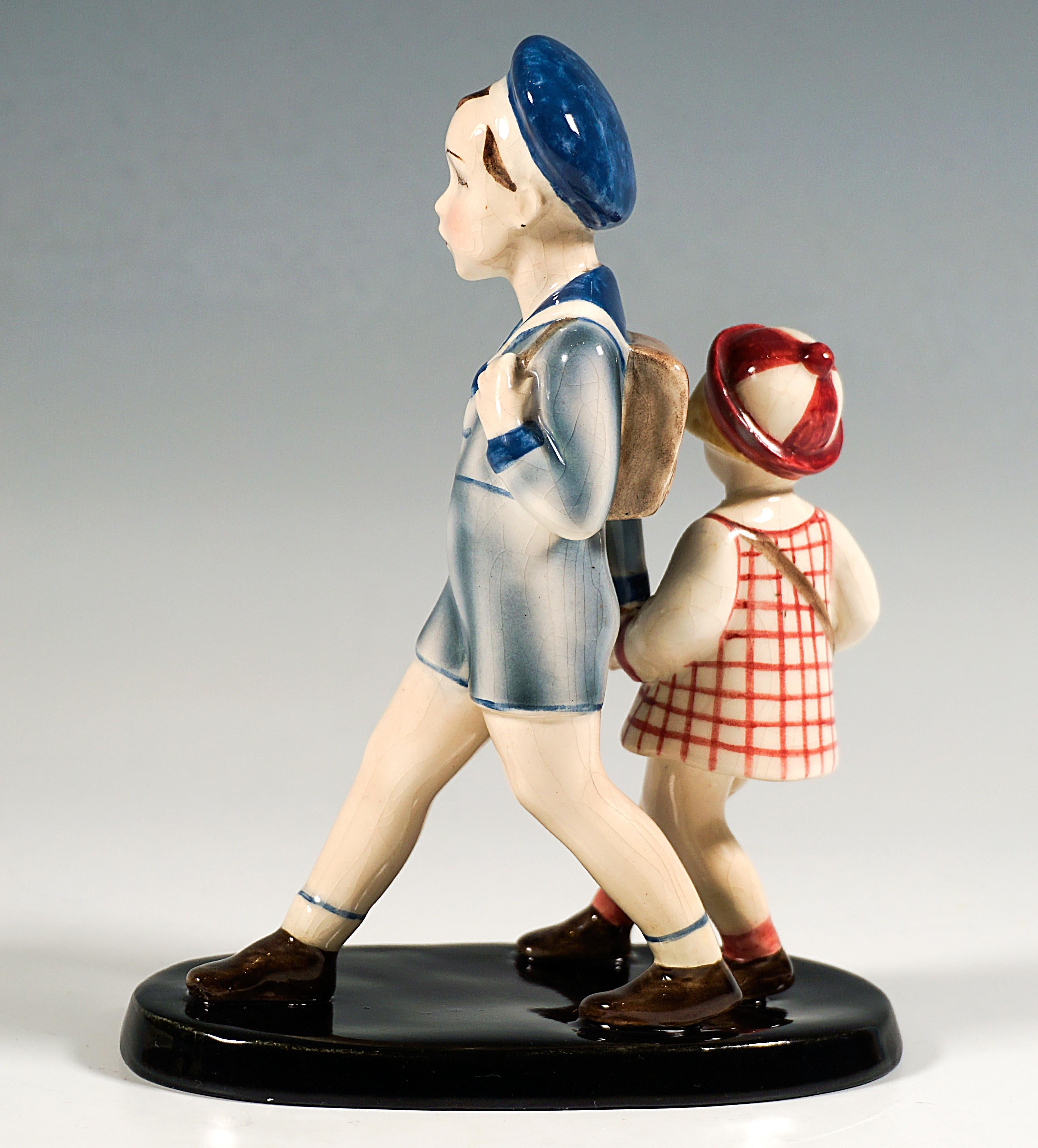 Grupo Goldscheider de Viena, Escolares, por Claire Weiss, hacia 1934 Art Decó en venta
