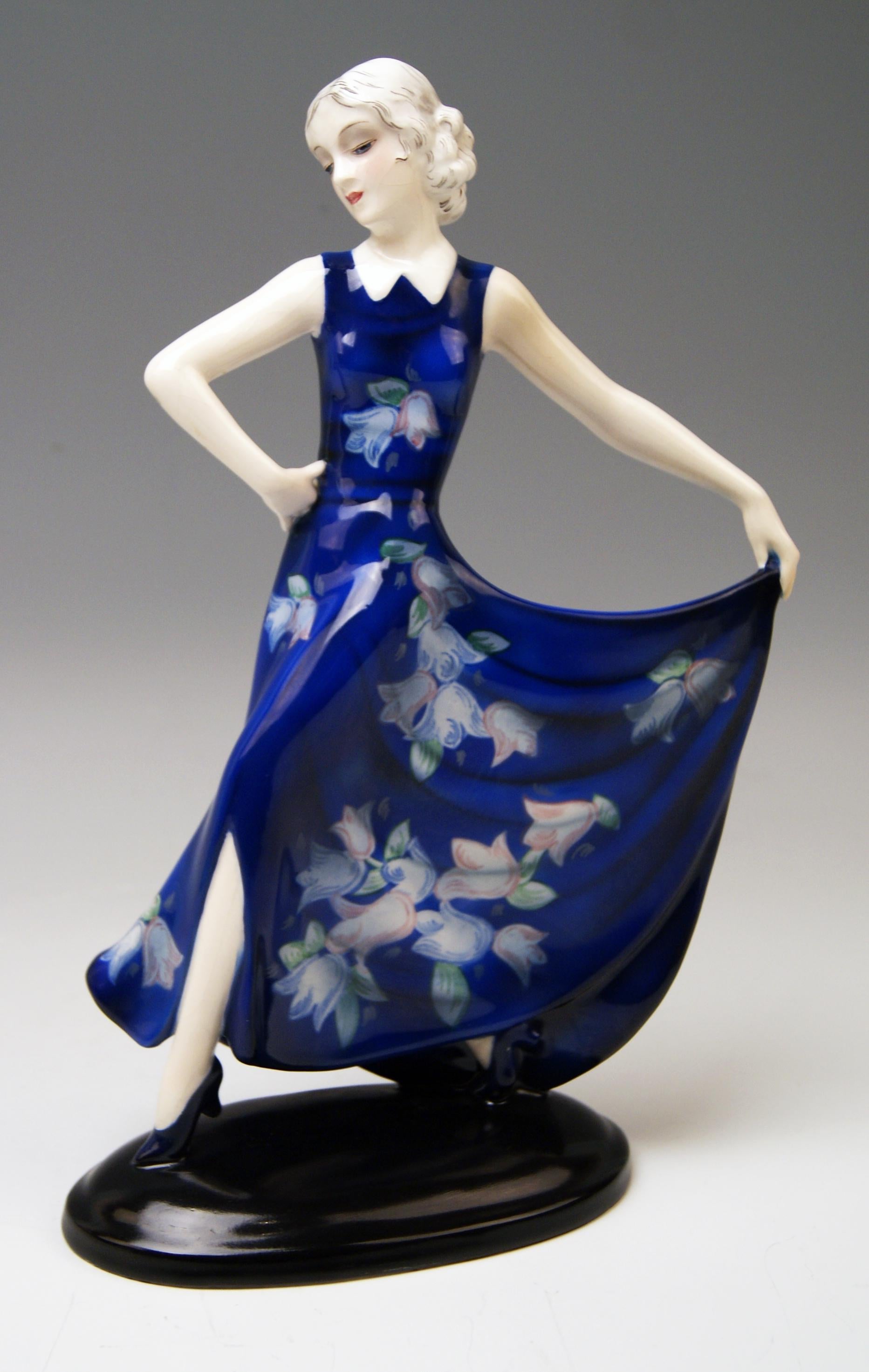 Goldscheider Vienna Lady Blue Dress Flower Pattern Model 7454 Lorenzl circa 1937 1