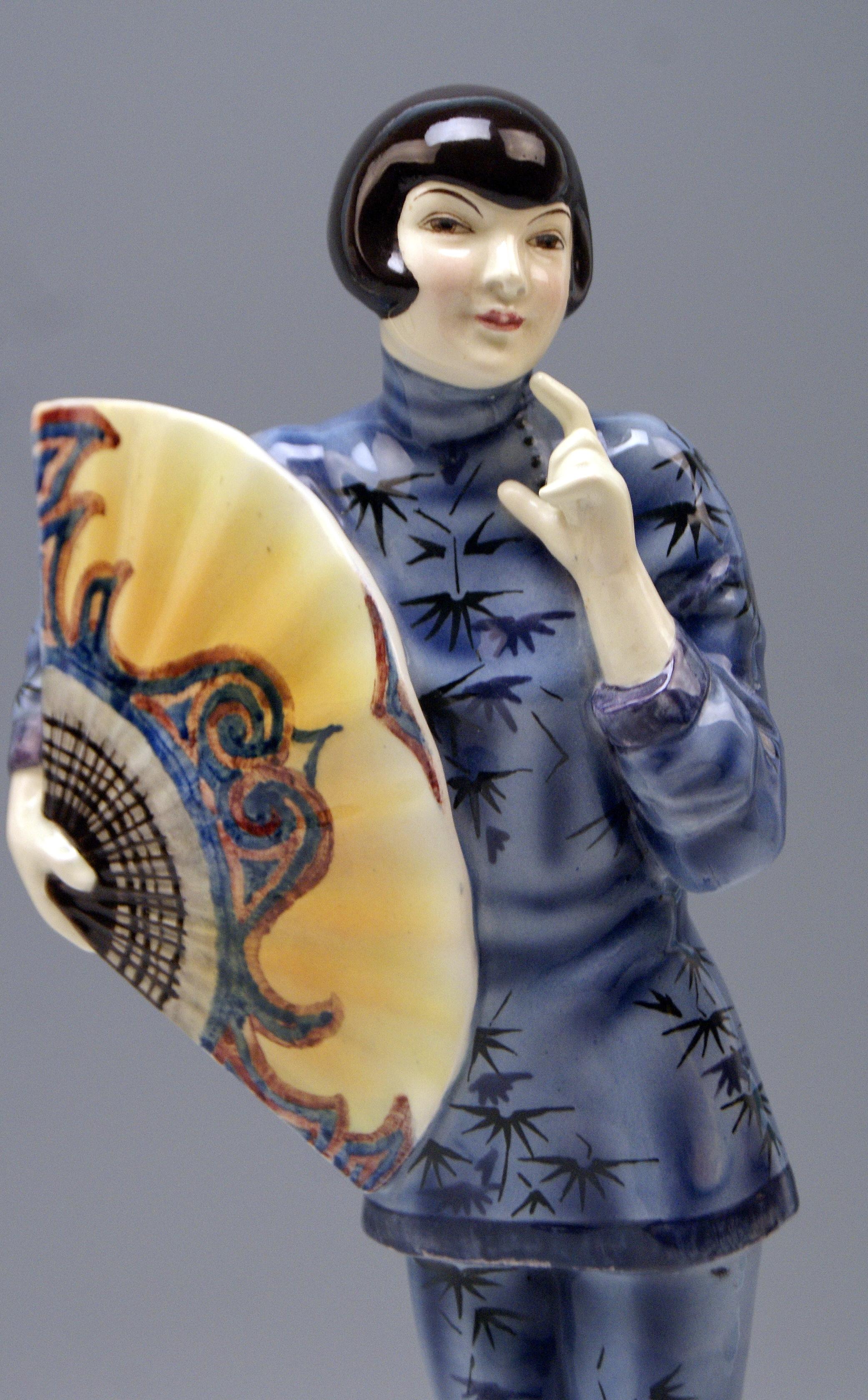 Ceramic Goldscheider Vienna Lady Clad in Japanese Costume Model 5870 Lorenzl, circa 1930