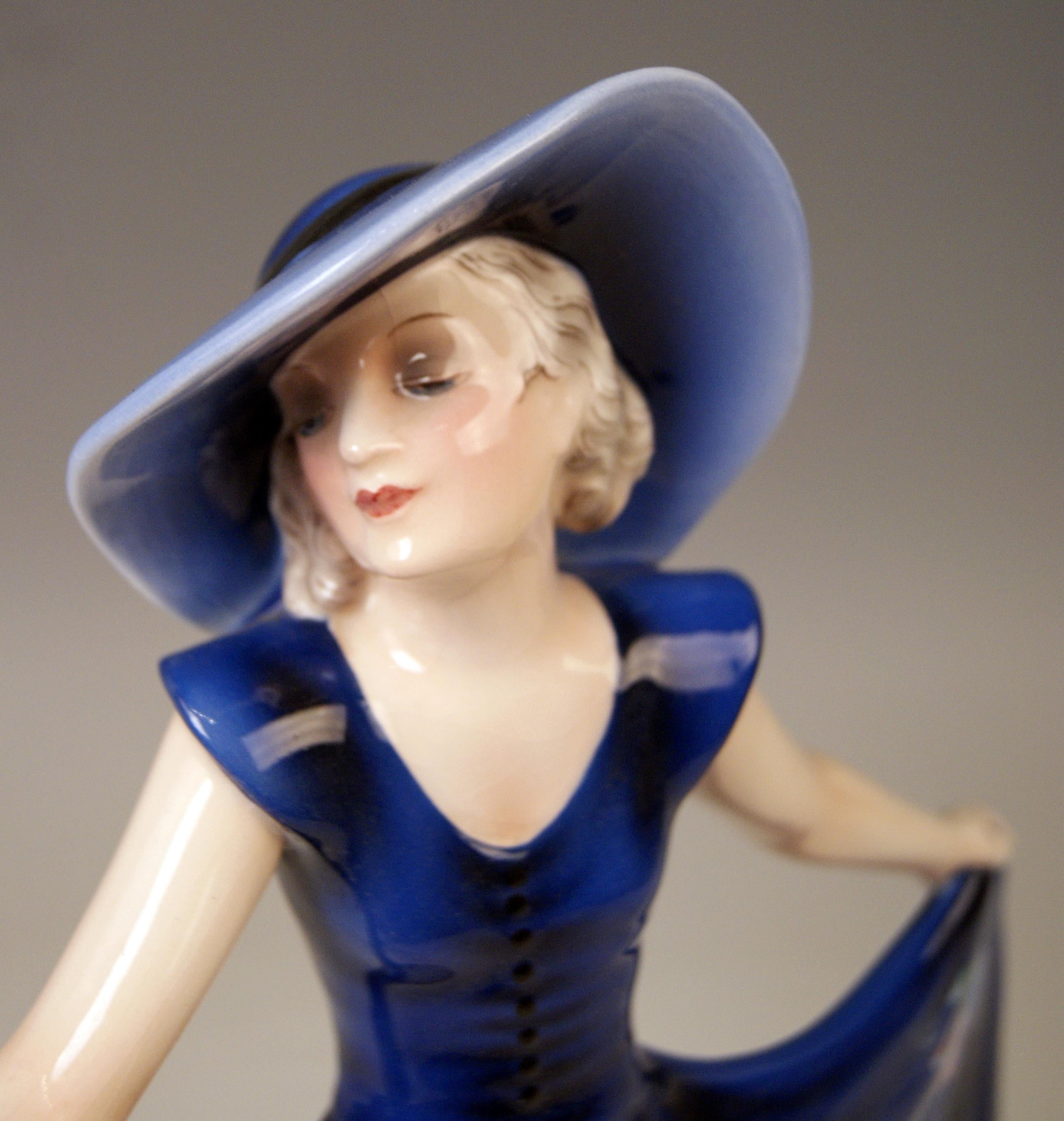 Ceramic Goldscheider Vienna Lady Dancer Liane Wide-Brimmed Hat Model 7581 Lorenzl
