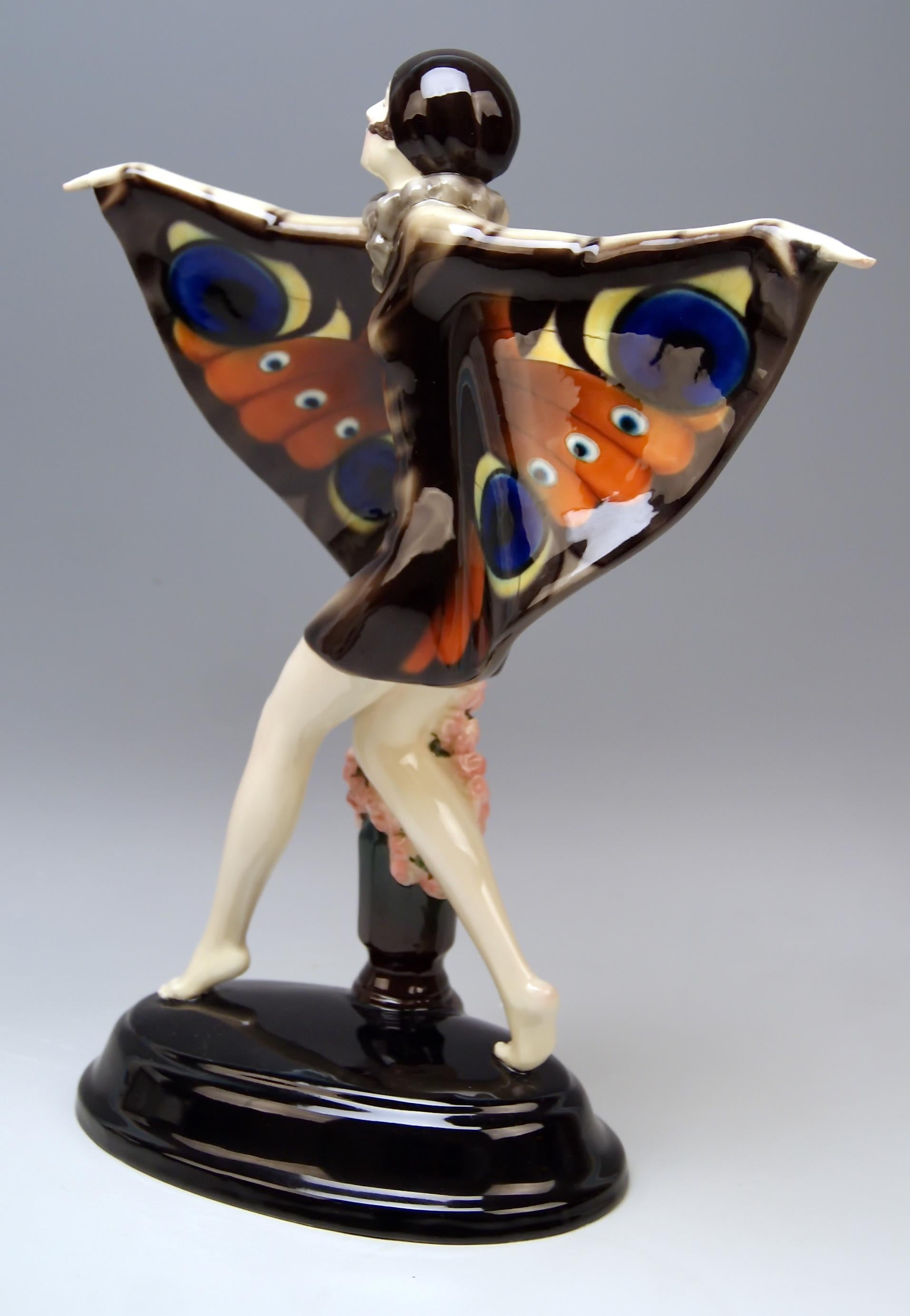 Goldscheider Vienna gorgeous dancingly lady figurine: The captured bird.

Designed by Josef Lorenzl (1892 - 1950) / one of the most important designers
having been active for Goldscheider manufactory in period of 1920 - 1940 / Designed 1922