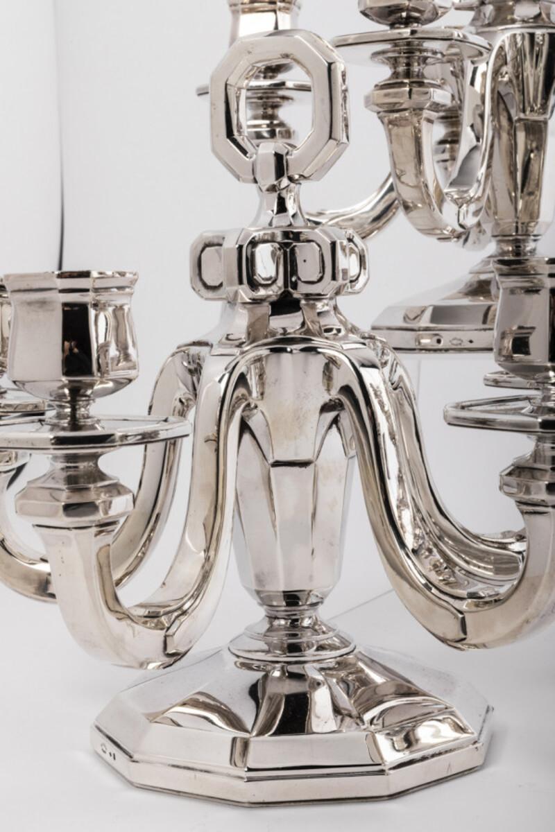 Goldsmith Gustave Keller Pair of candelabras in sterling silver, art deco period For Sale 2