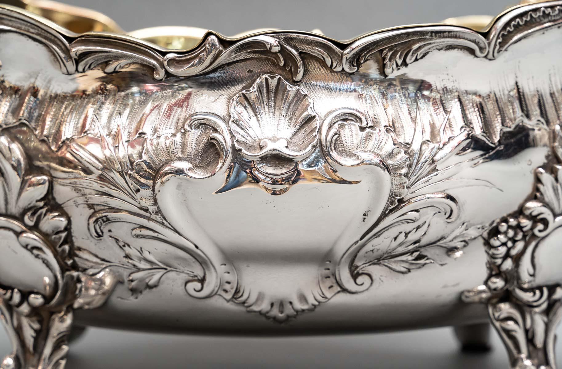 Goldsmith: j.b. Francois - important 19th century solid silver planter For Sale 7
