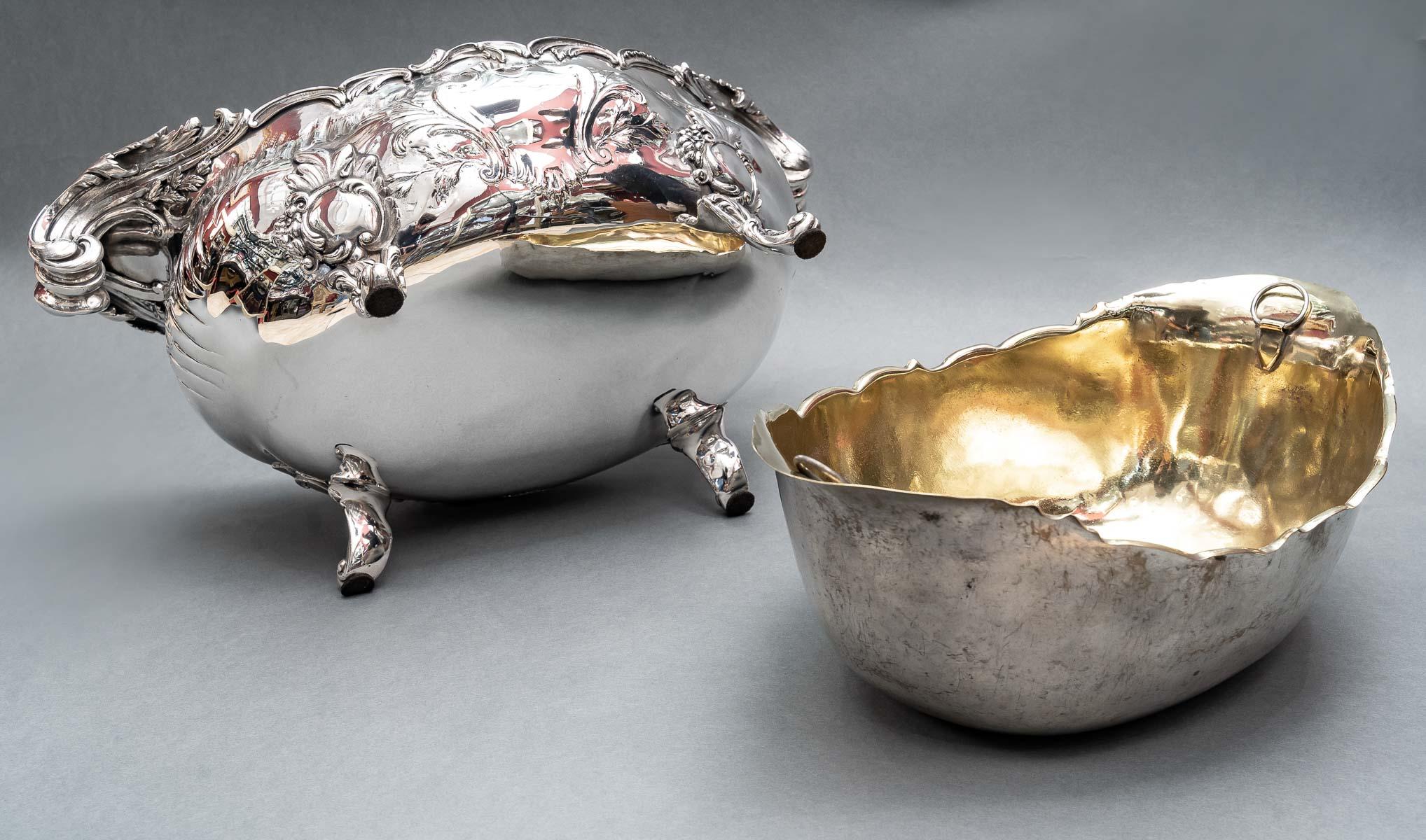 Sterling Silver Goldsmith: j.b. Francois - important 19th century solid silver planter For Sale
