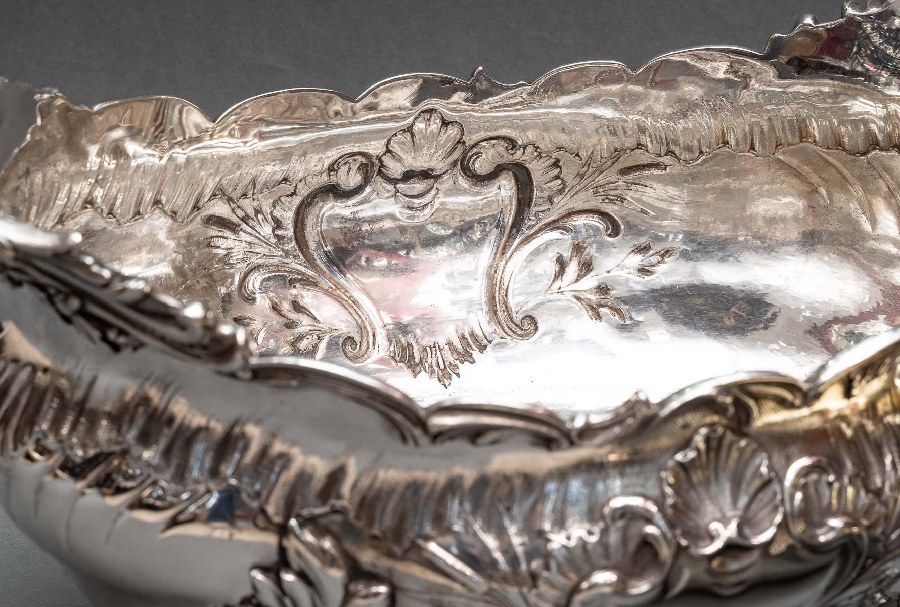 Goldsmith: j.b. Francois - important 19th century solid silver planter For Sale 1