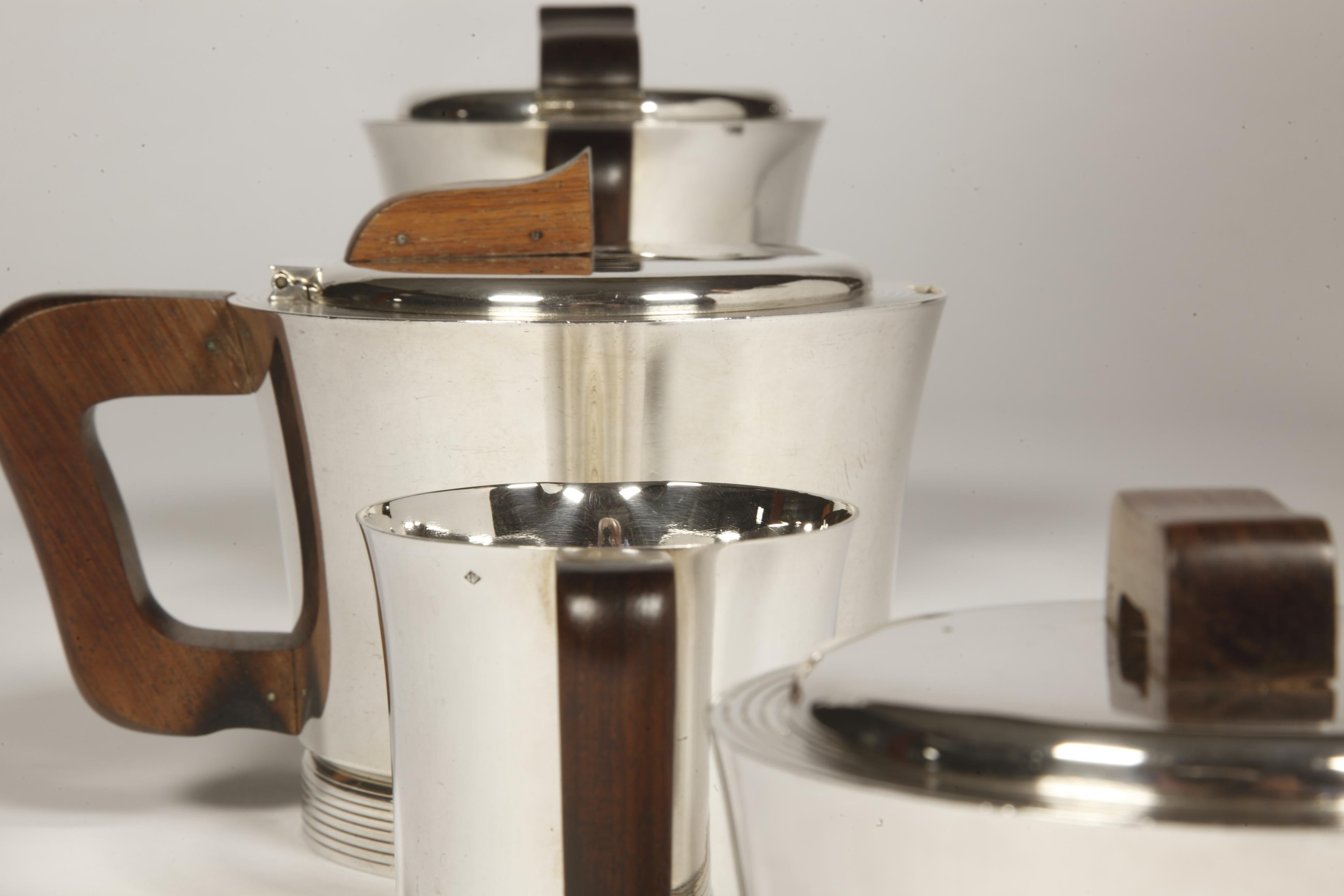 Goldsmith Jean E. Puiforcat - Coffee Tea Service In Sterling Silver Period 1930 For Sale 5