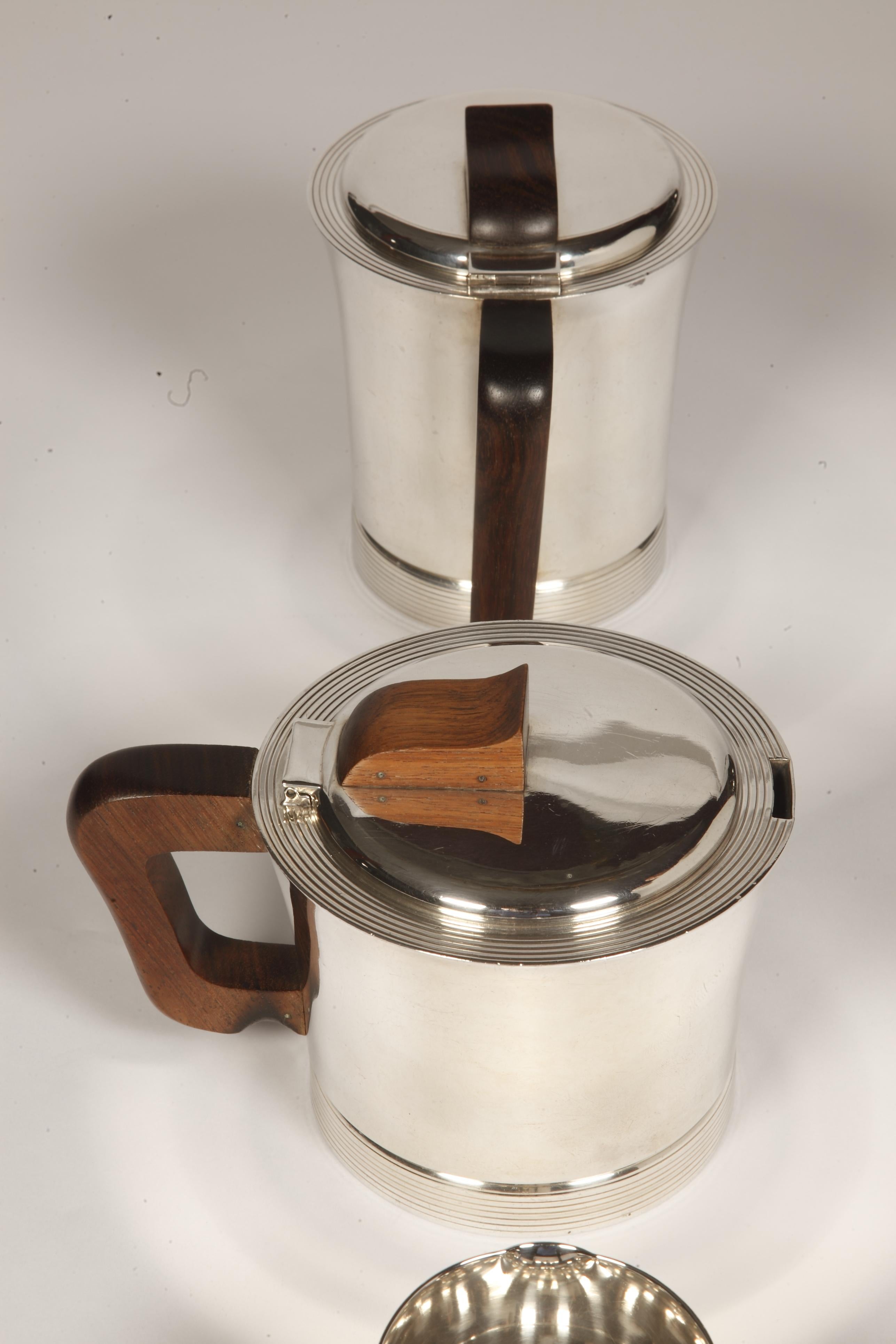 Goldschmiede Jean E. Puiforcat - Kaffee- und Teeservice aus Sterlingsilber aus der Zeit 1930 im Angebot 3