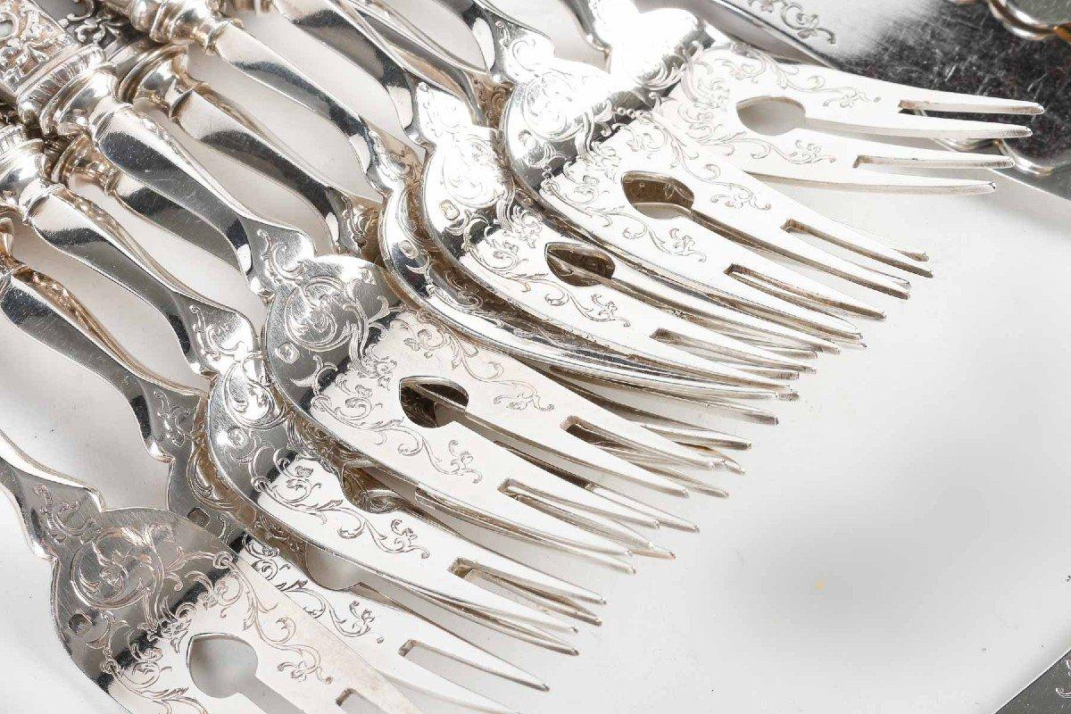 Napoleon III Goldsmith Merite 12 Solid Silver And Mother-Of-Pearl Fish Cutlery 19th Century For Sale