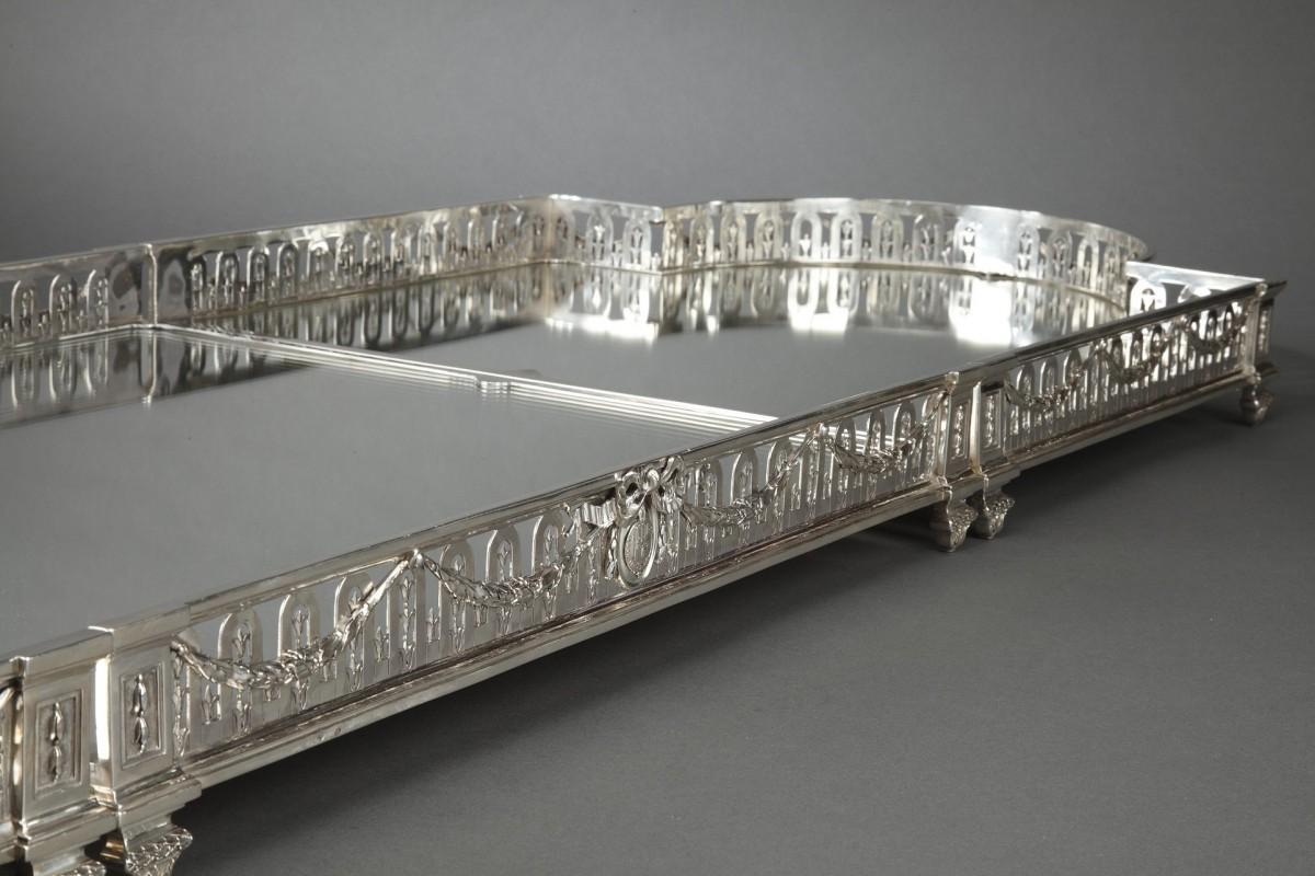 19th Century Goldsmith QUEILLE - Surtout of table in solid silver XIXth For Sale