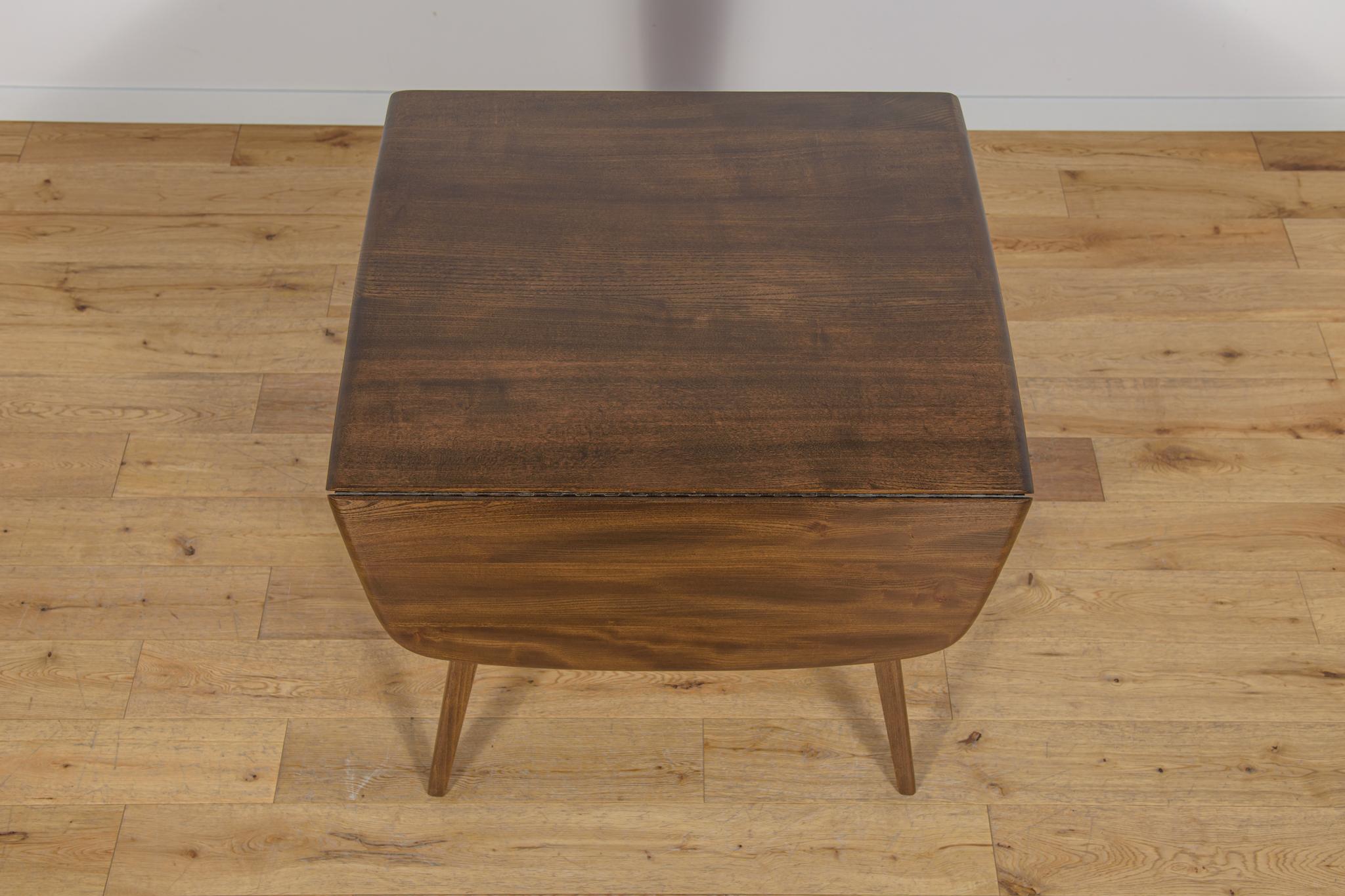 Mid-Century moderno Tavolo da pranzo della serie Goldsmith di Lucian Ercolani per Ercol, Regno Unito, 1960 in vendita