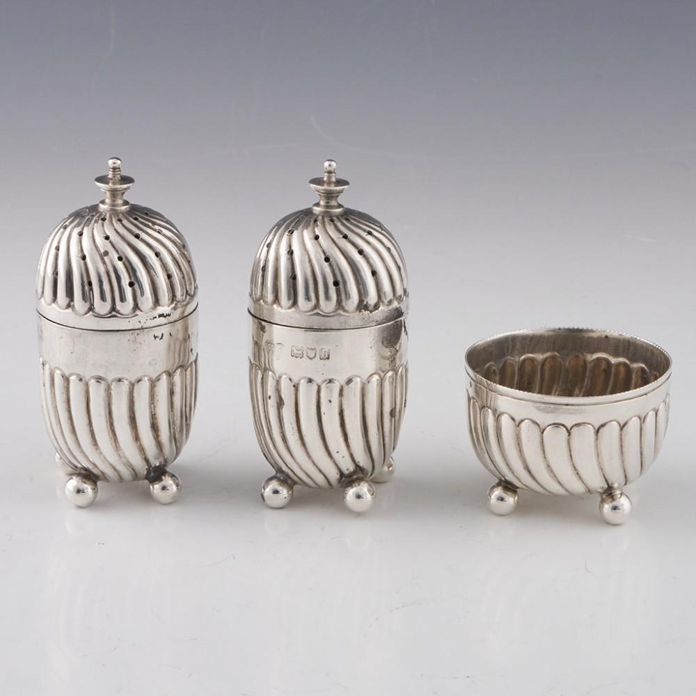 Early 20th Century Goldsmiths and Silversmiths Sterling Silver Cruet Set London 1903 For Sale