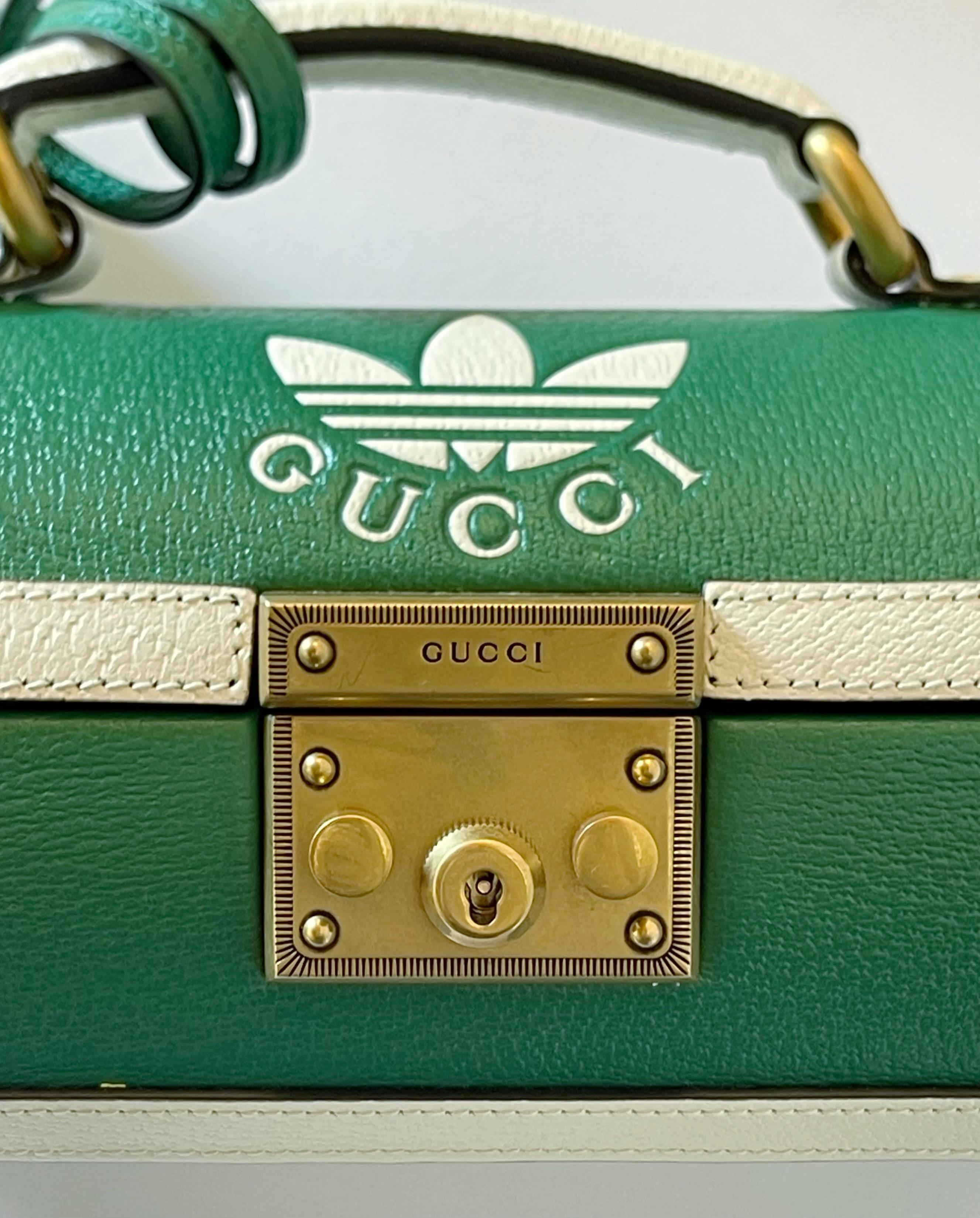 GUCCI Golfball-Etuitasche von Adidas x GUCCI im Angebot 4