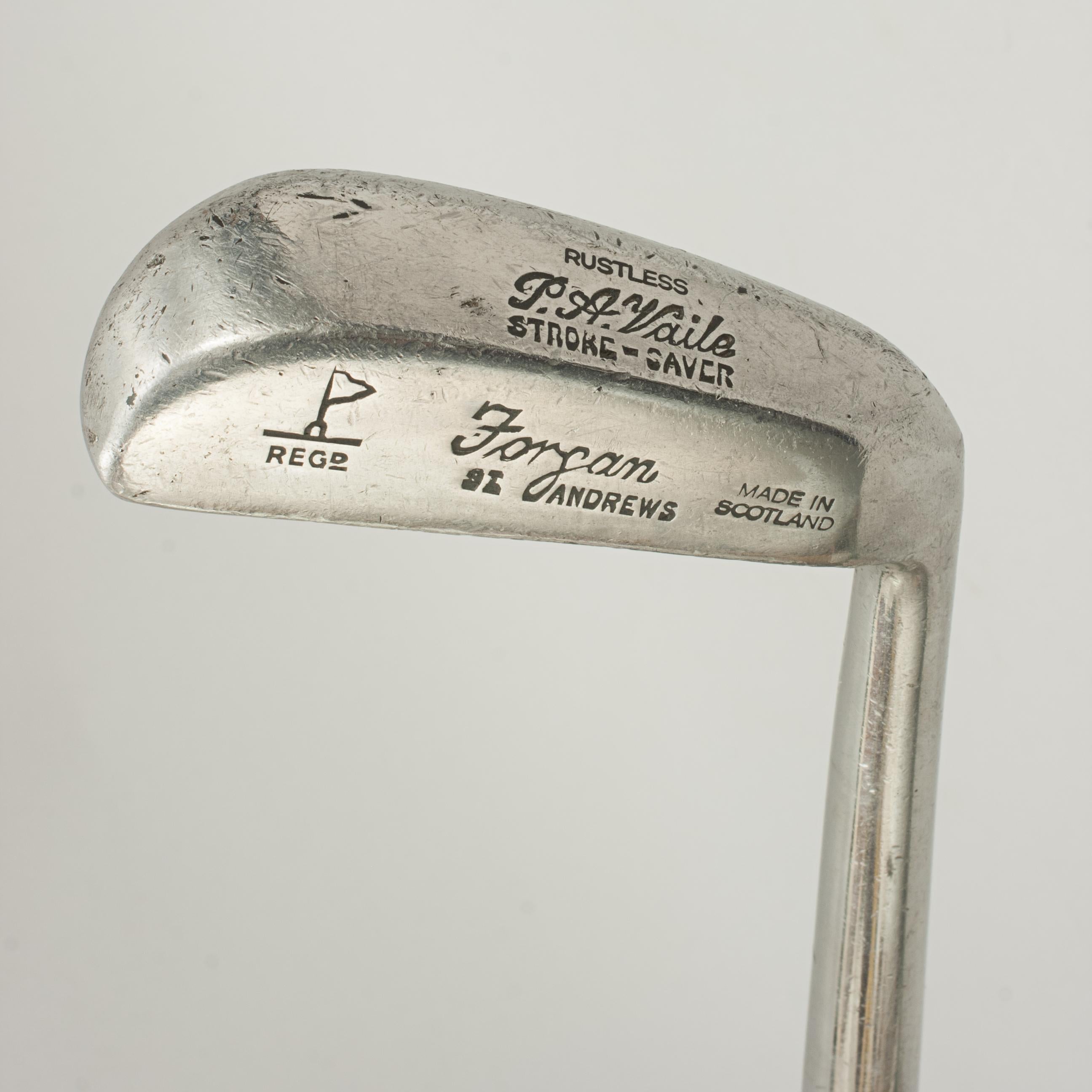 Golf Club, Strokesaver Chipping Iron by Robert Forgan, St Andrews In Good Condition In Oxfordshire, GB