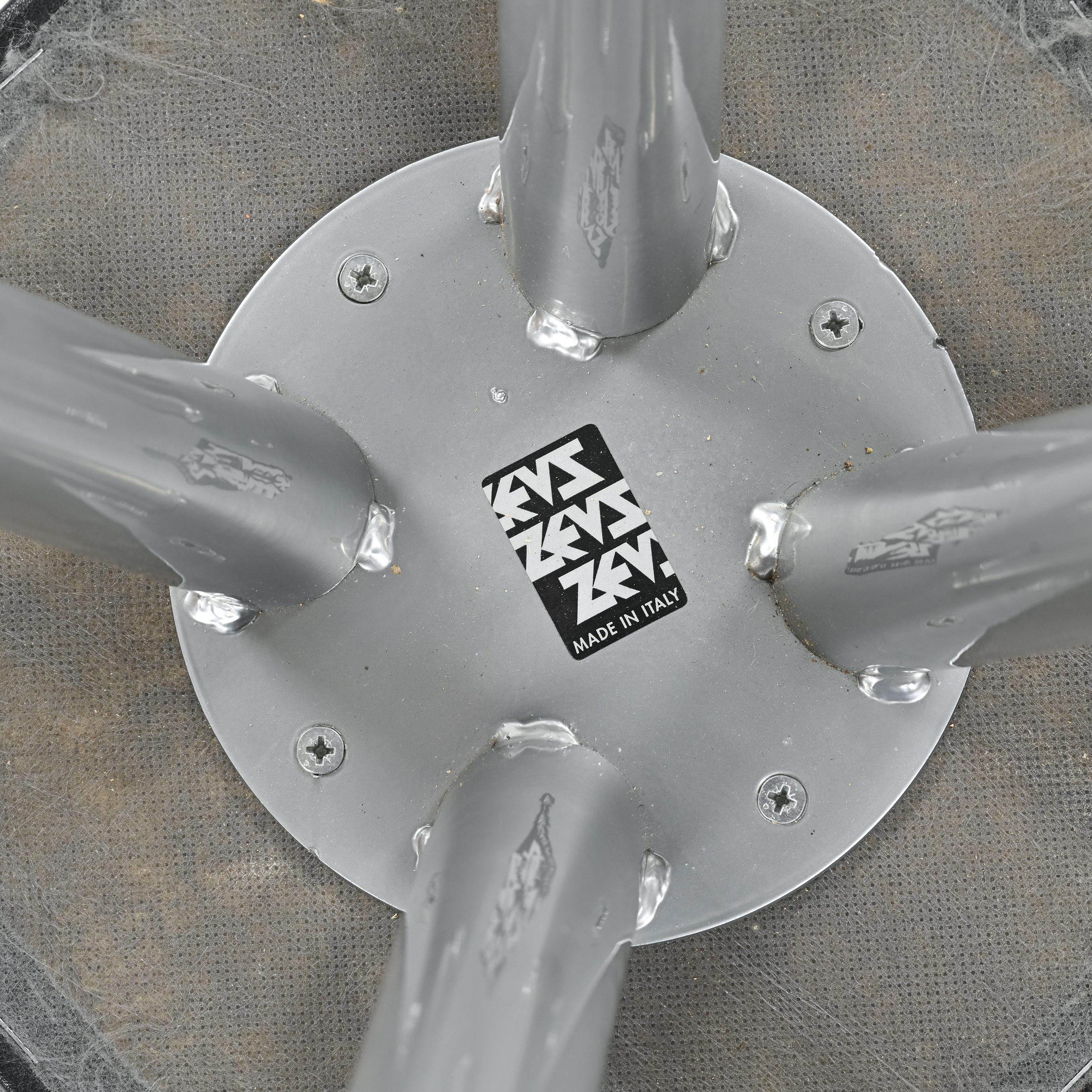 Metallo Sgabelli Golia in metallo e pelle, Maurizio Peregalli, 1993 in vendita