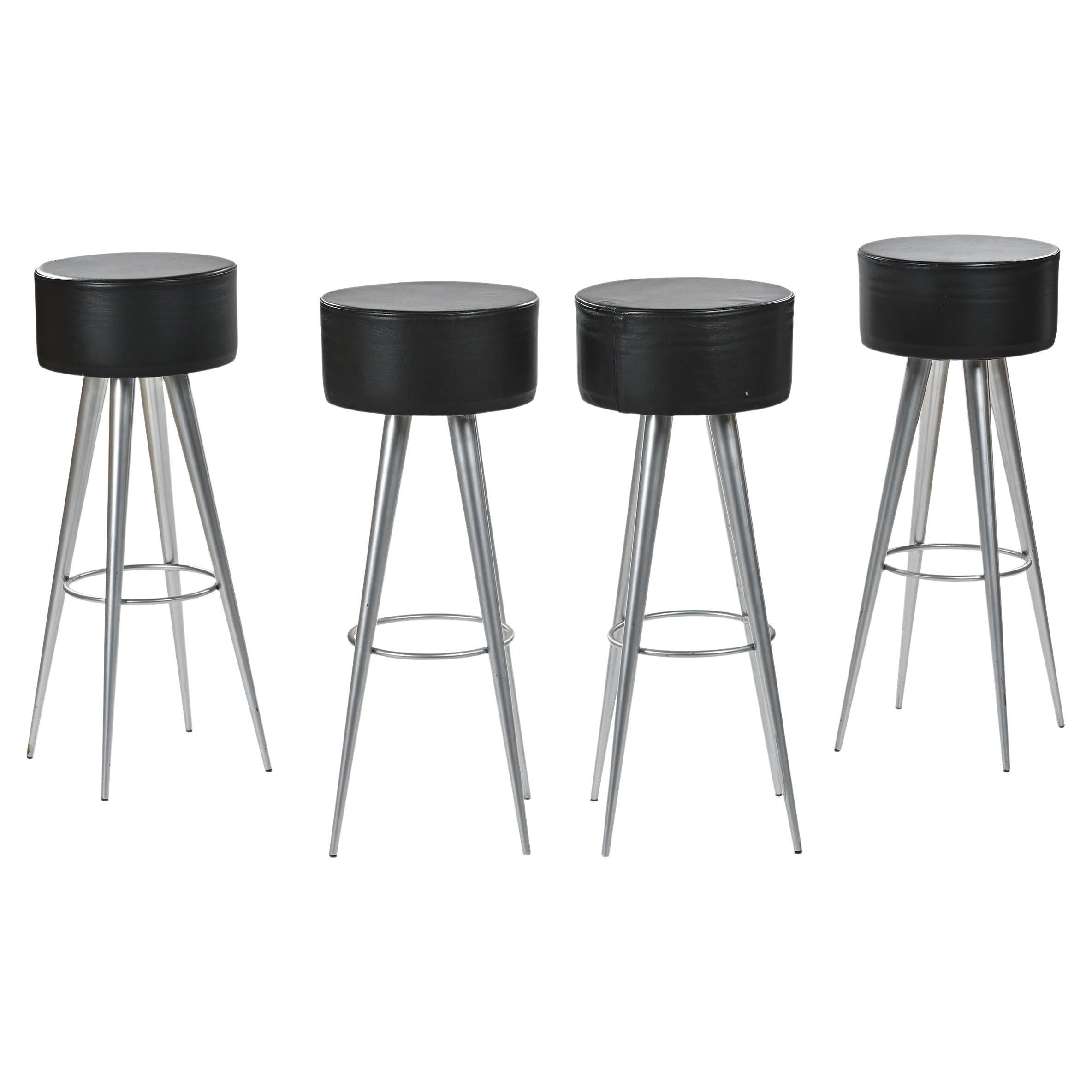 Taburetes Golia de metal y cuero, Maurizio Peregalli, 1993